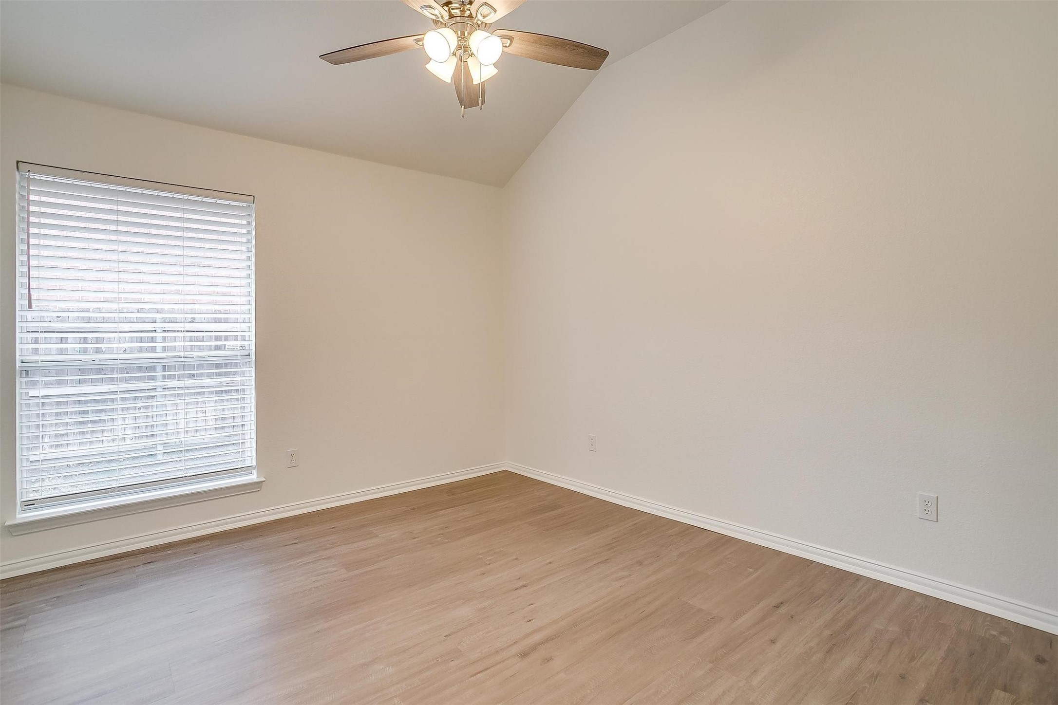 3212 Riverwood Drive Fort Worth TX 76116