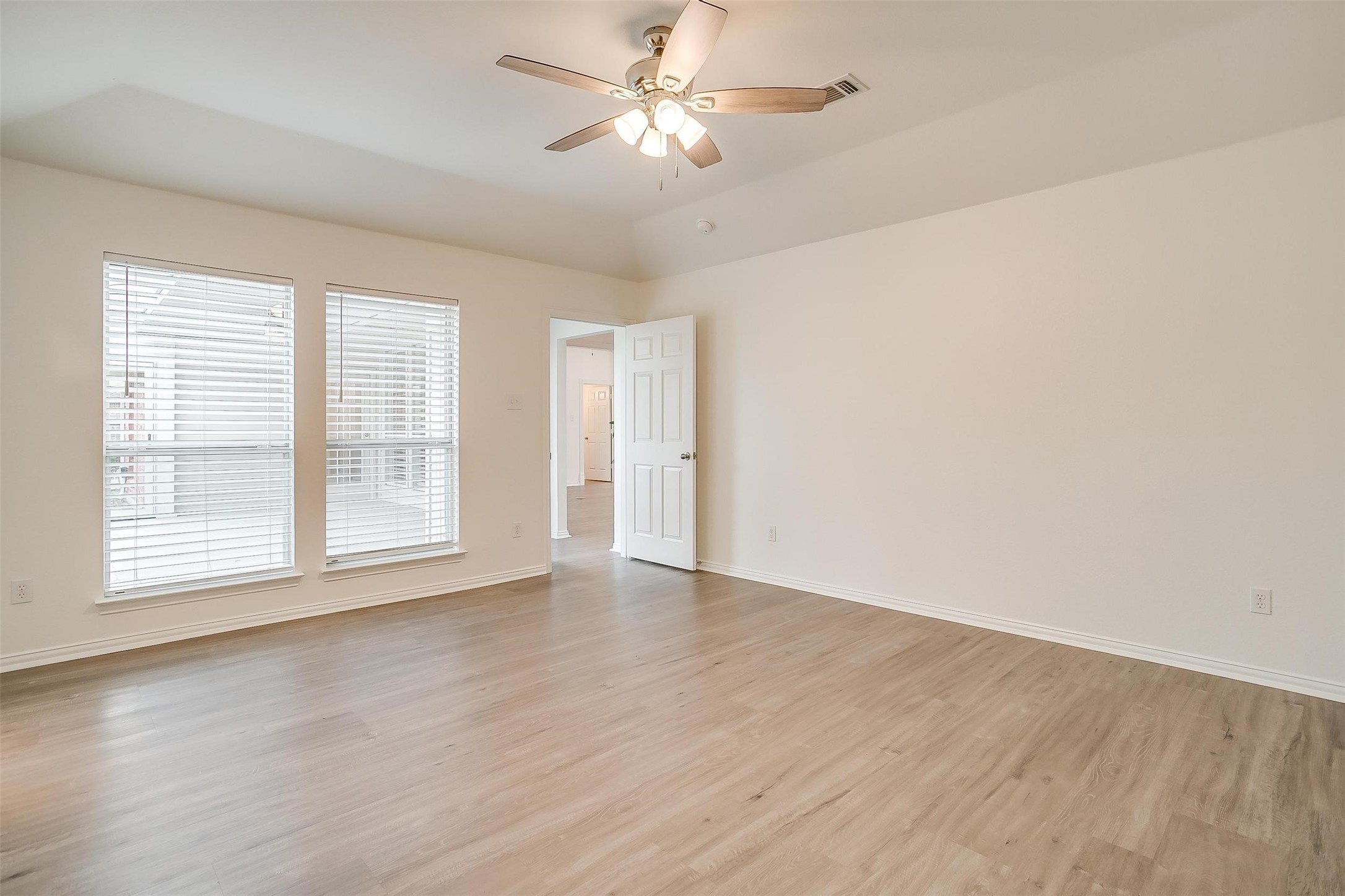 3212 Riverwood Drive Fort Worth TX 76116