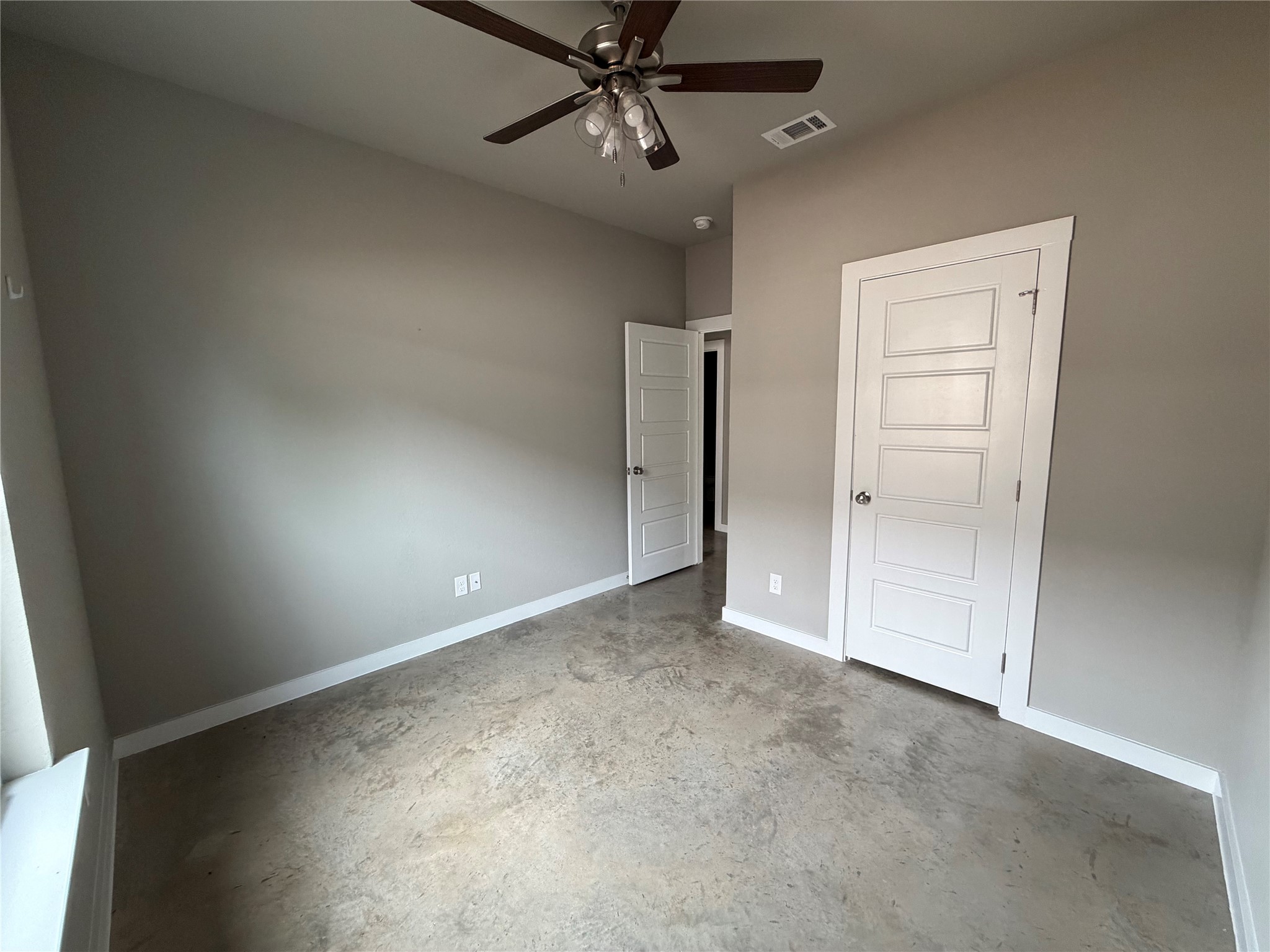 202 E Henderson Street Itasca TX 76055