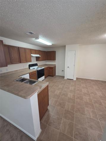 725 Trinity Lane Dallas TX 75241