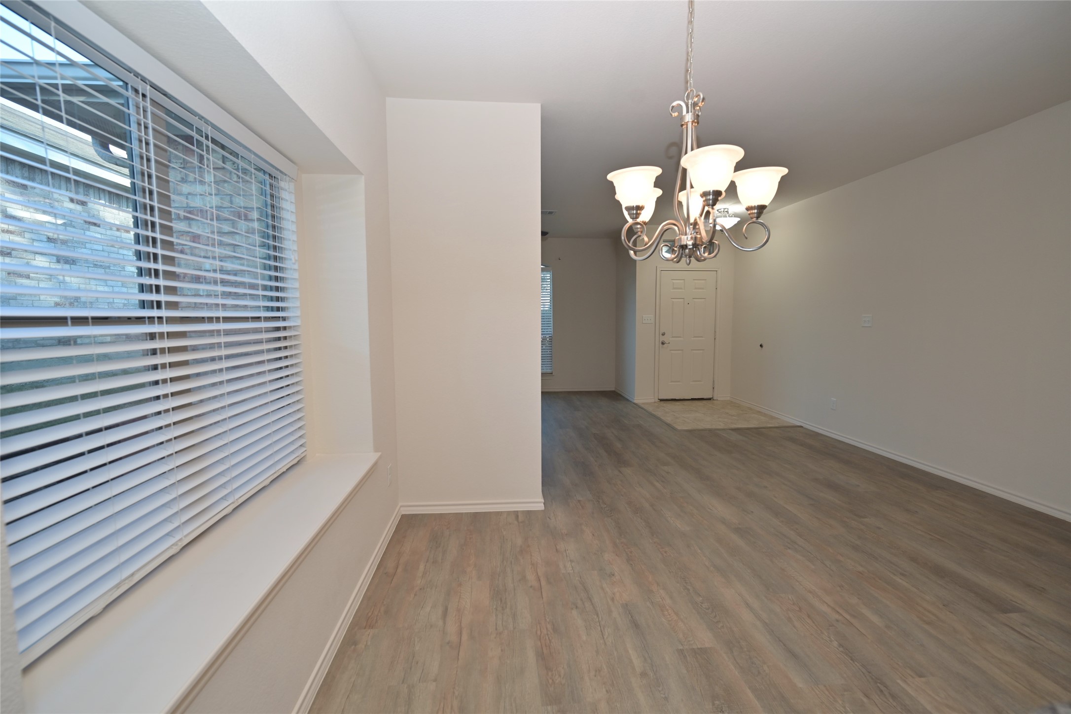 808 Bahar Court Arlington TX 76010