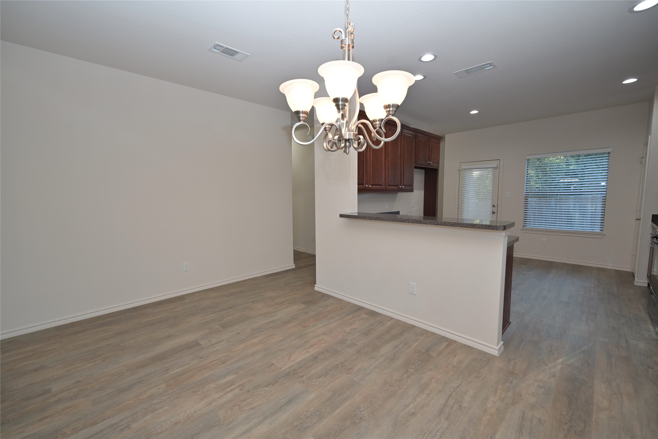 808 Bahar Court Arlington TX 76010