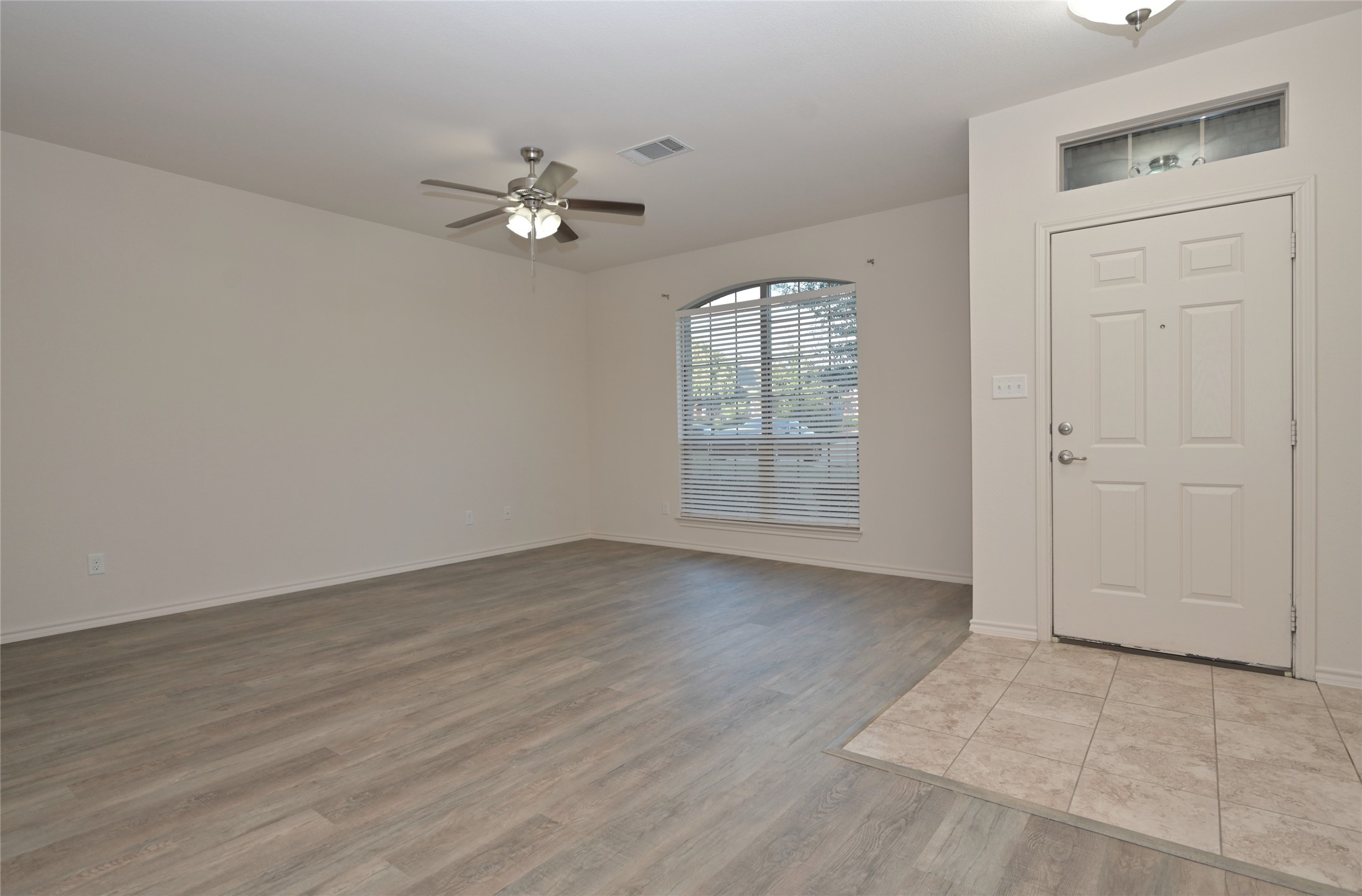 808 Bahar Court Arlington TX 76010