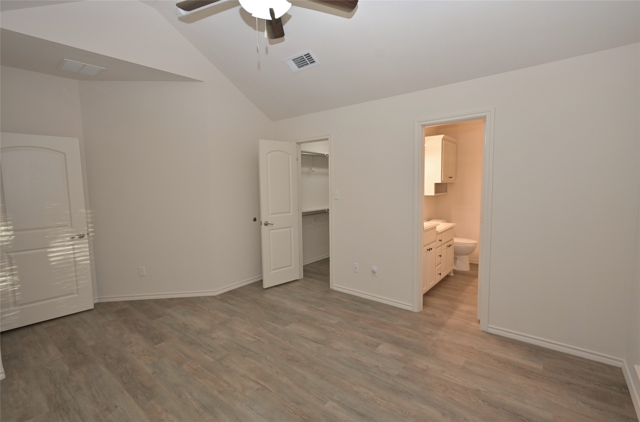 808 Bahar Court Arlington TX 76010