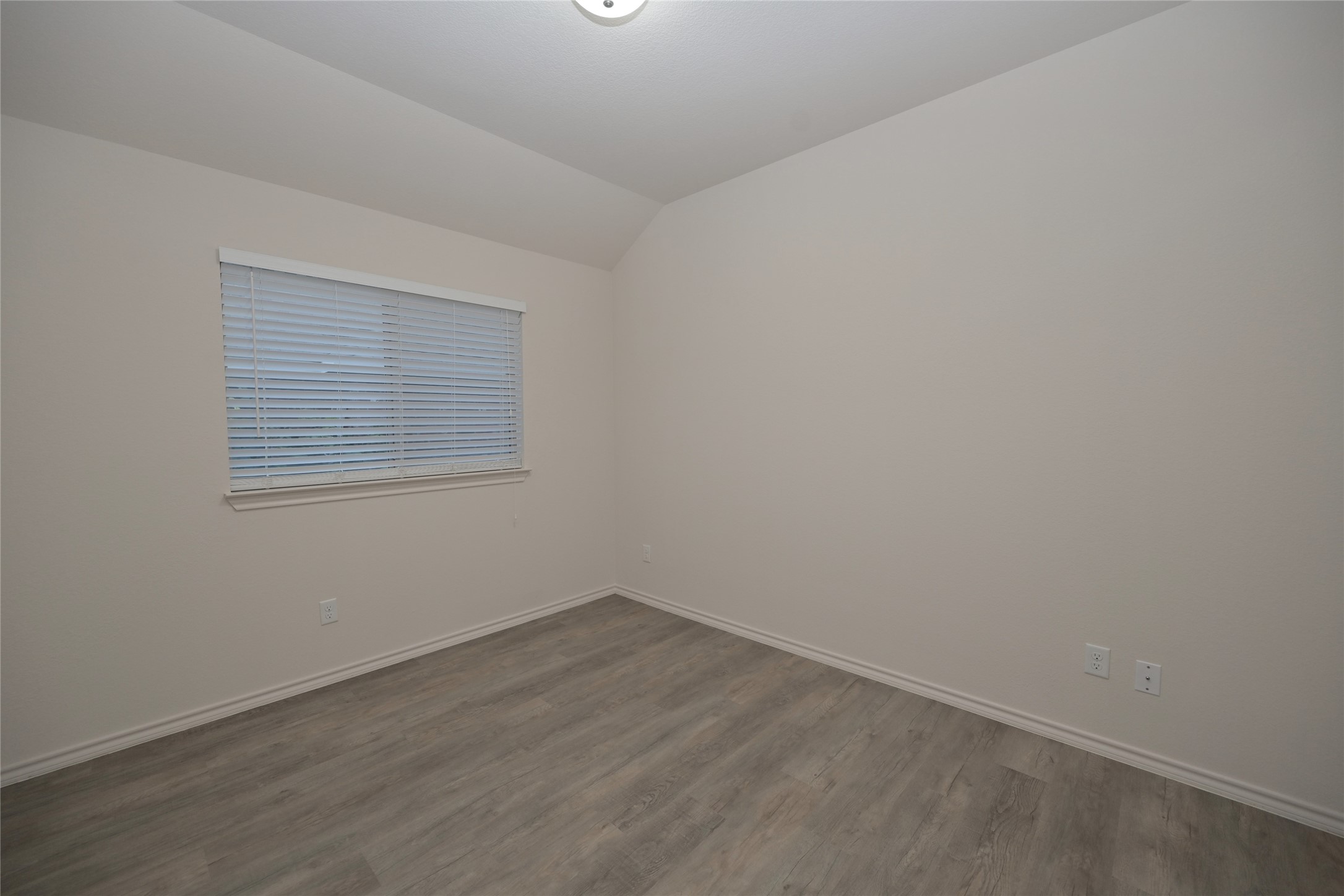 808 Bahar Court Arlington TX 76010