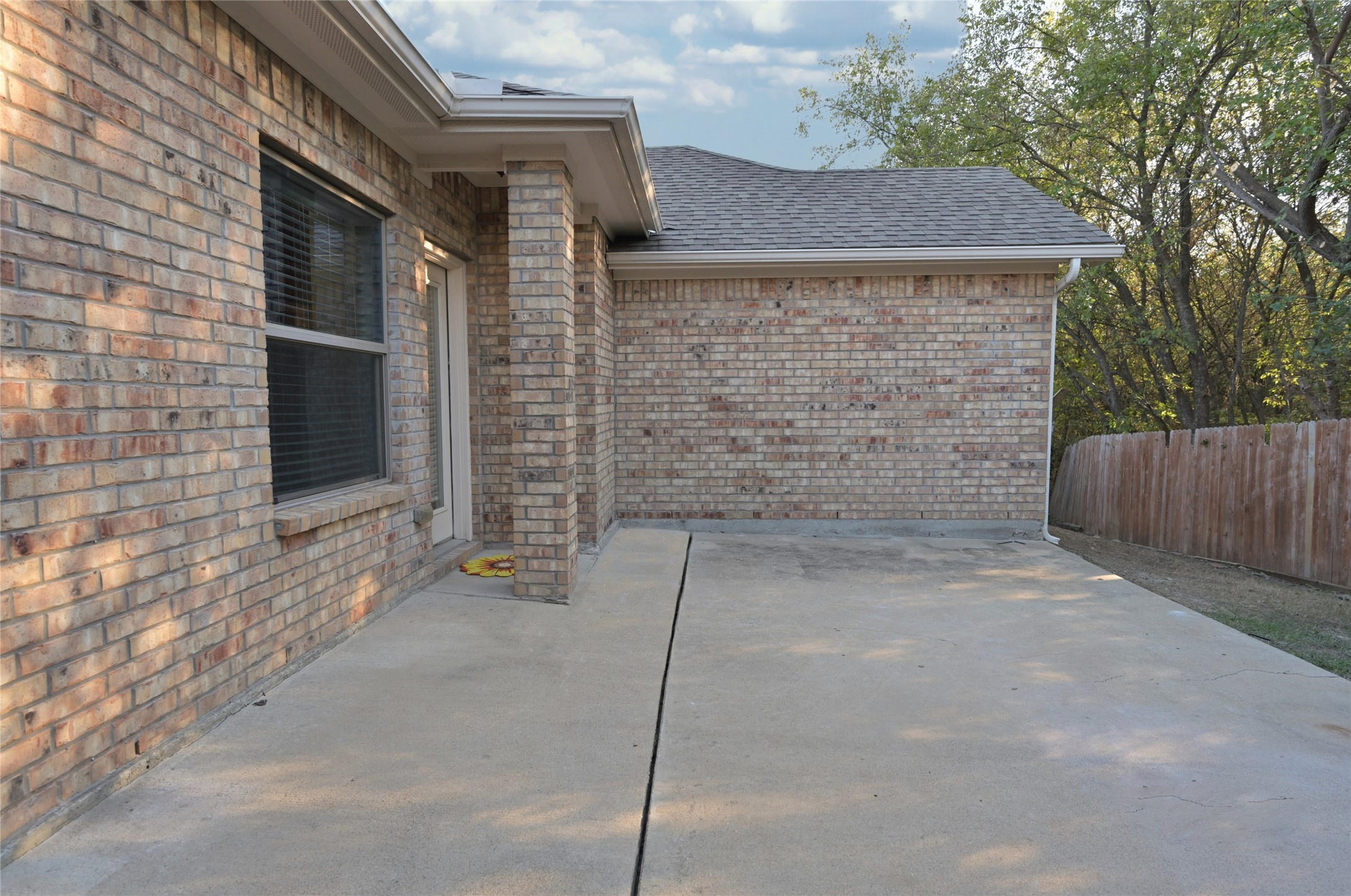 808 Bahar Court Arlington TX 76010