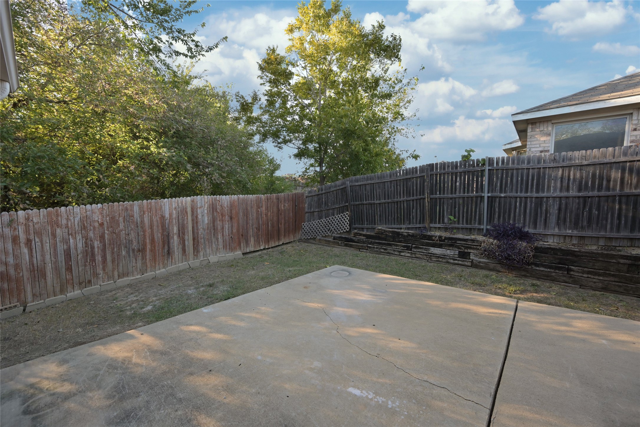 808 Bahar Court Arlington TX 76010