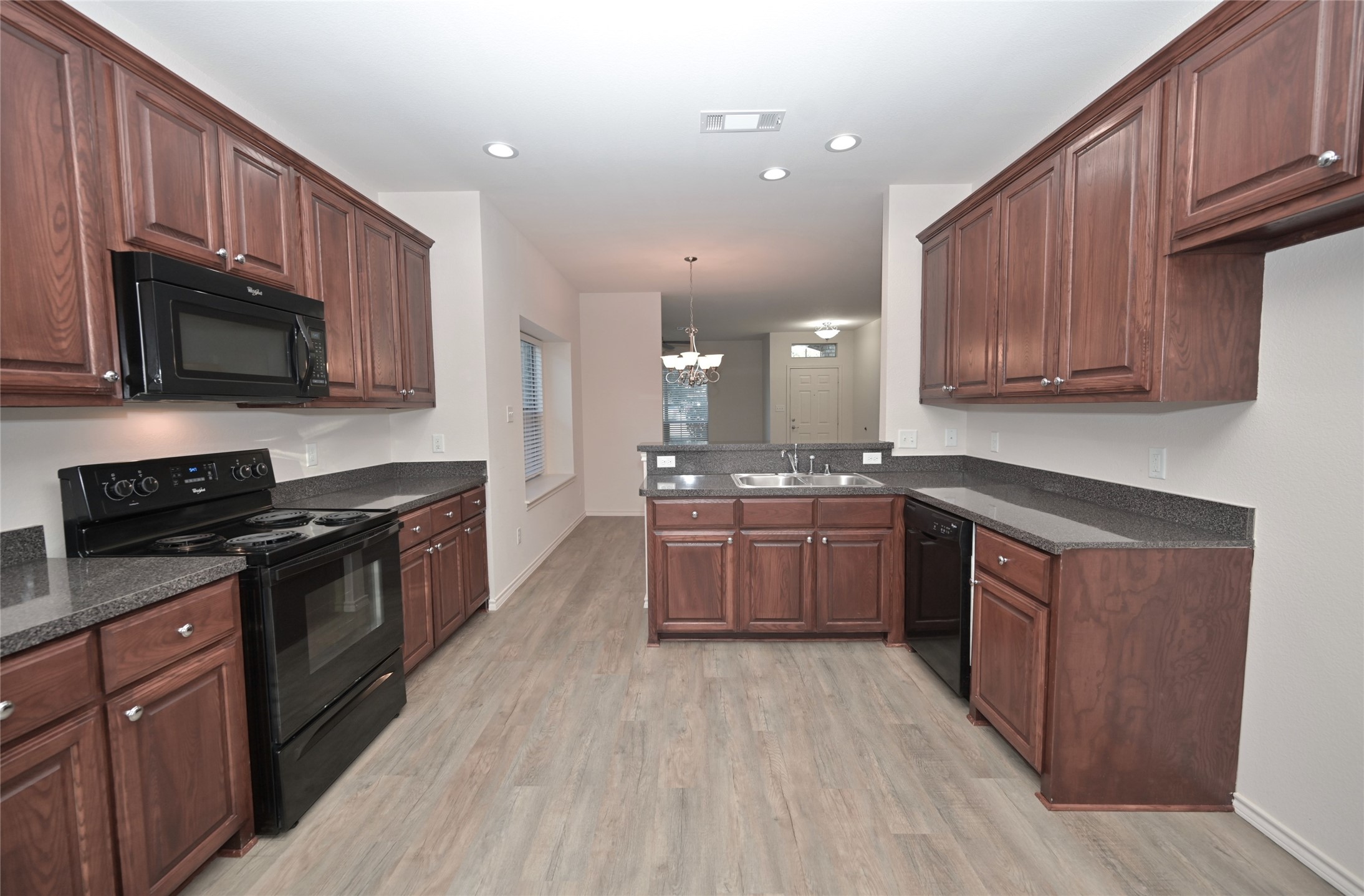 808 Bahar Court Arlington TX 76010