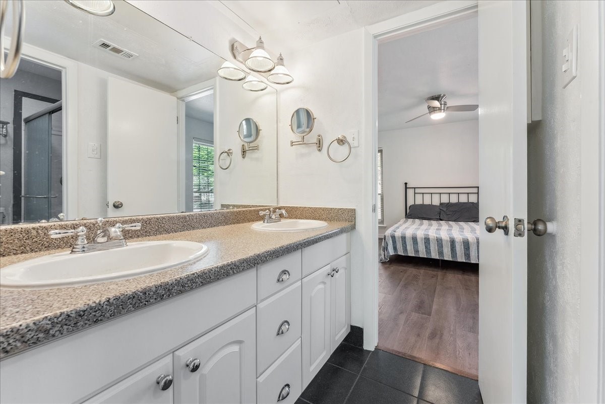3627 Dickason Avenue Dallas TX 75219