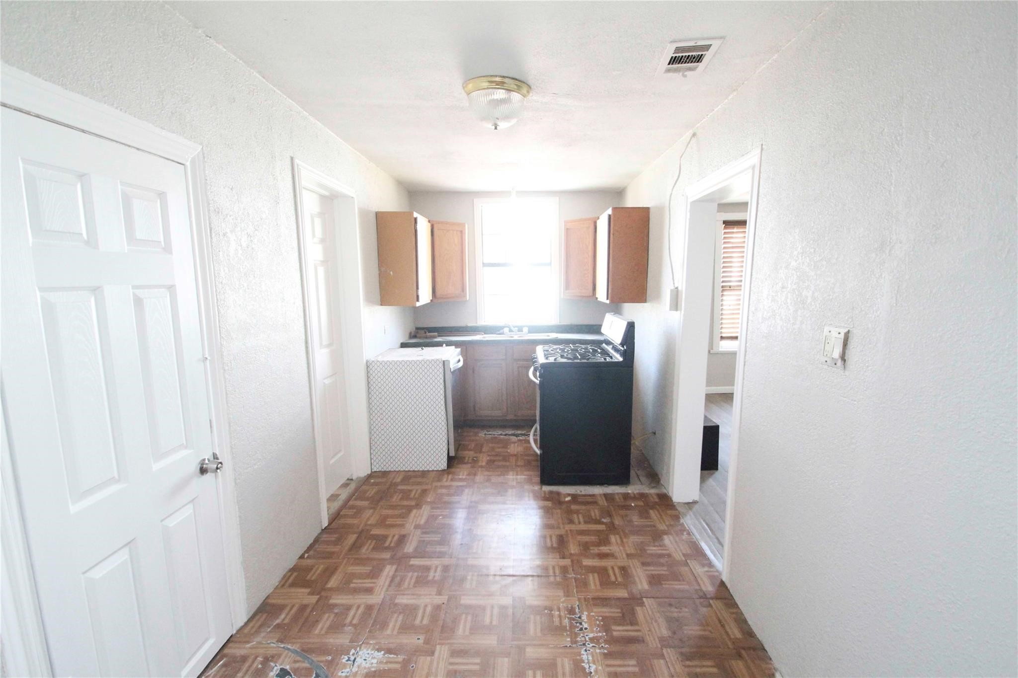 923 S Wine Street Gainesville TX 76240