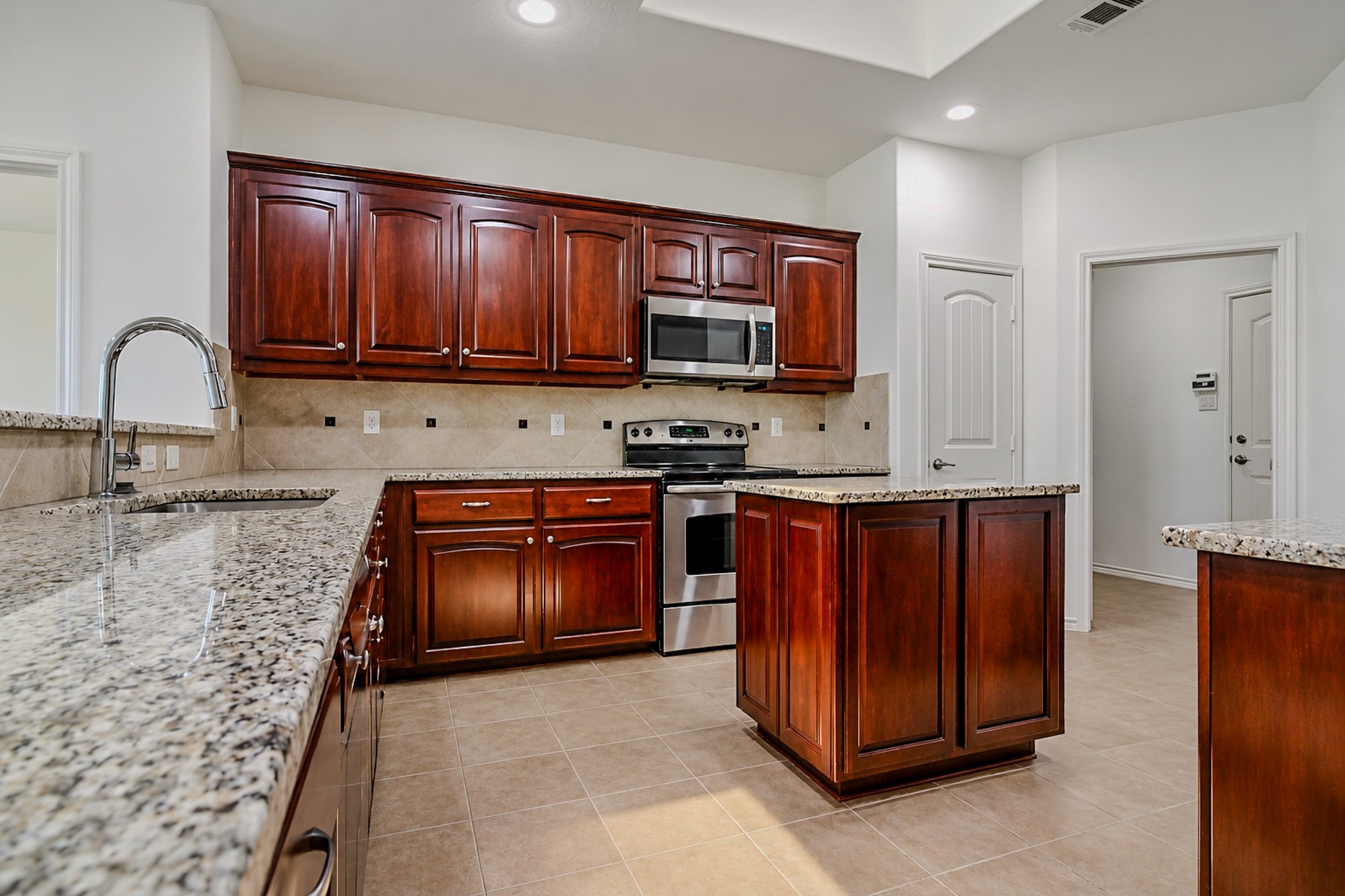 1401 Elkford Lane Fort Worth TX 76247