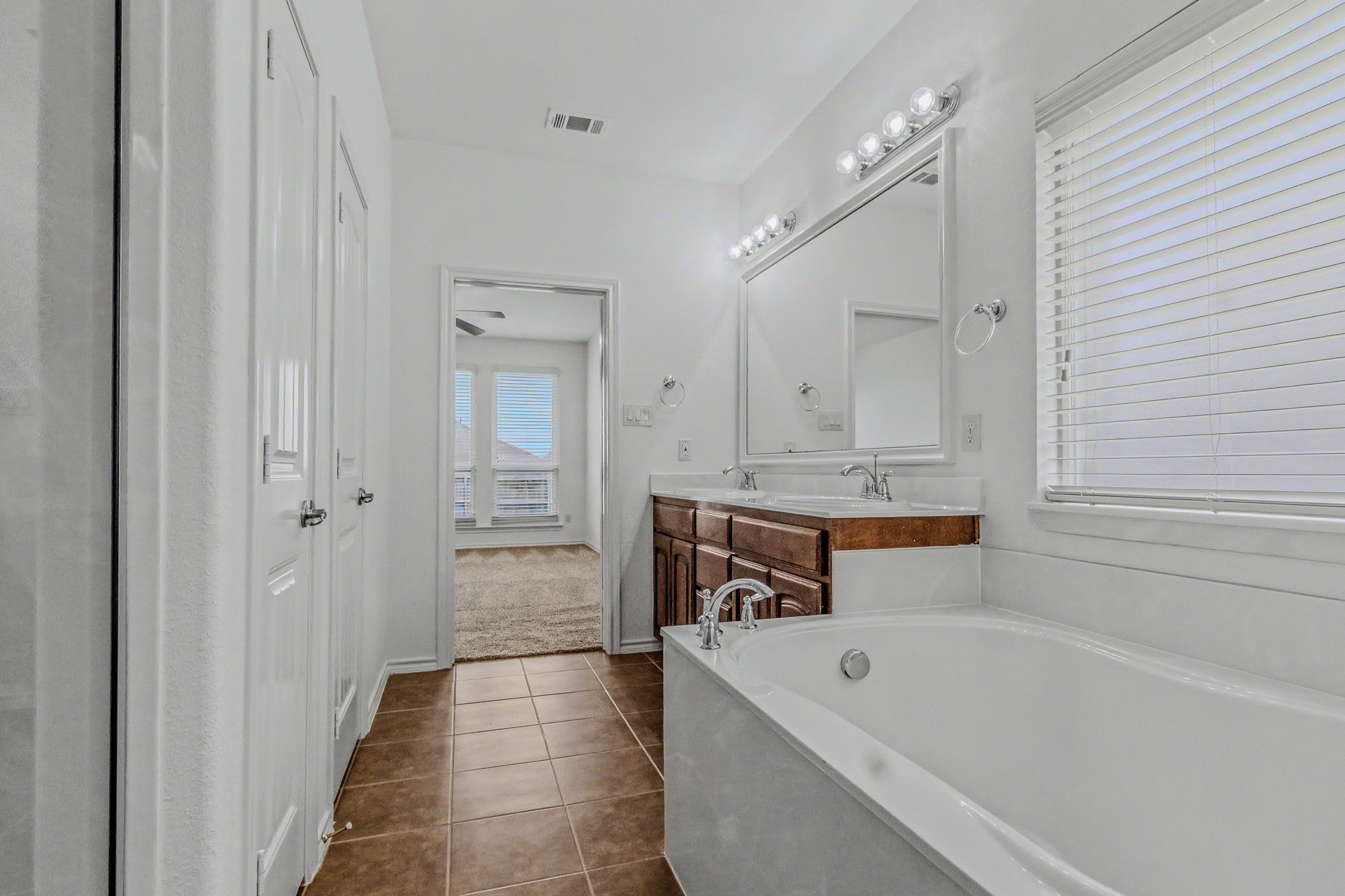 1401 Elkford Lane Fort Worth TX 76247