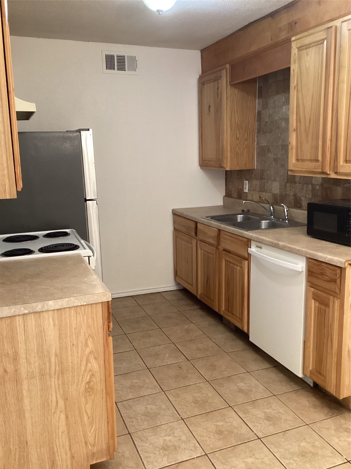 214 Locust Street S Sulphur Springs TX 75482