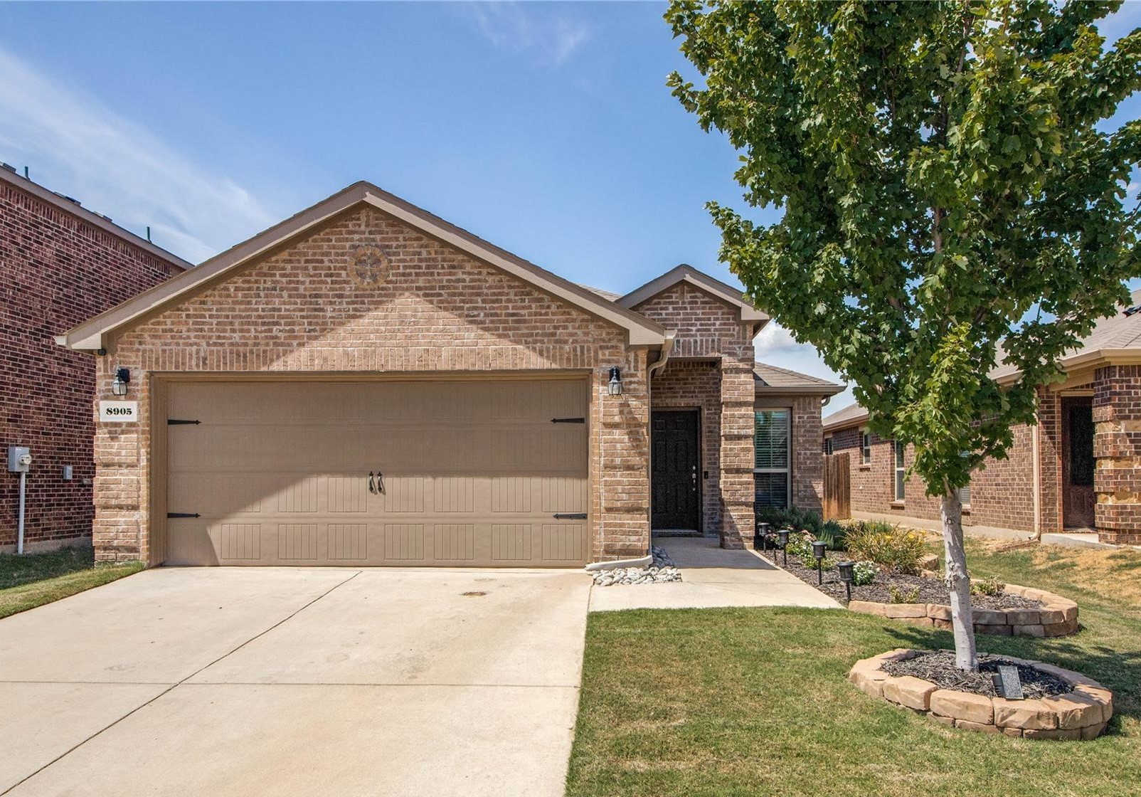 8905 Deadwood Lane Aubrey TX 76227