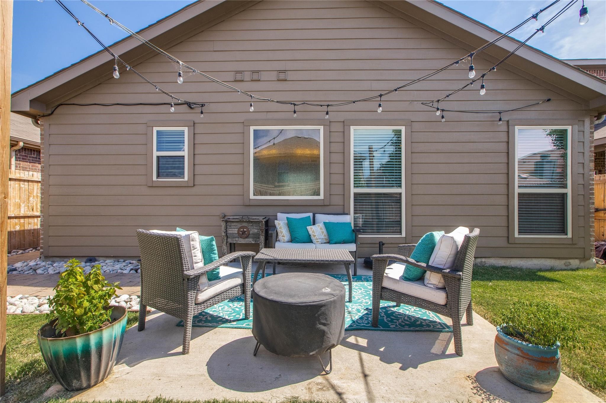 8905 Deadwood Lane Aubrey TX 76227