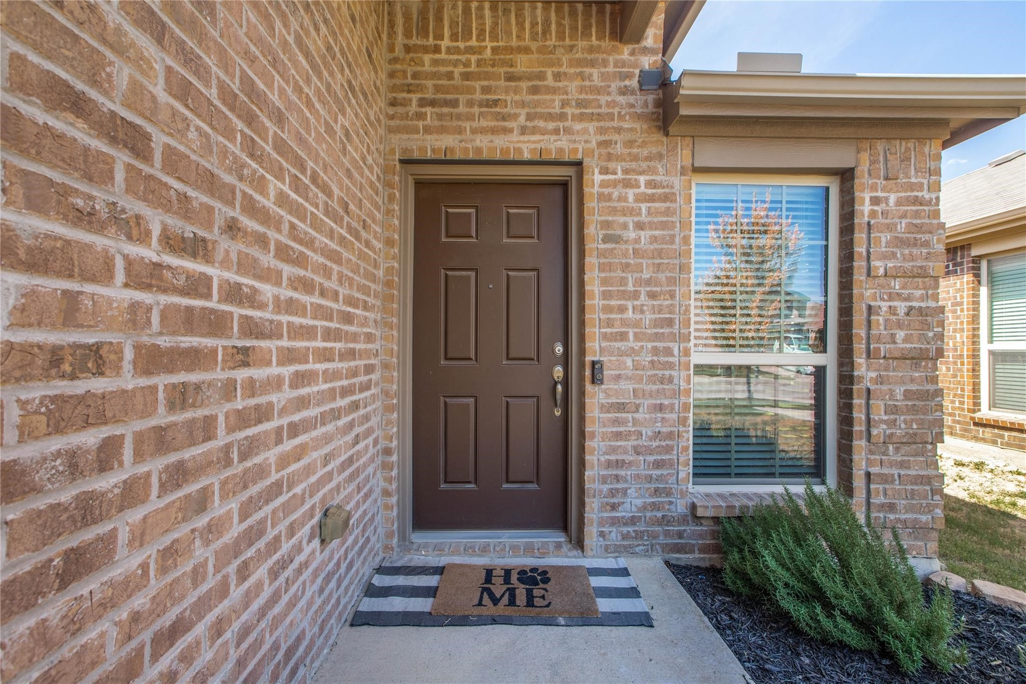 8905 Deadwood Lane Aubrey TX 76227