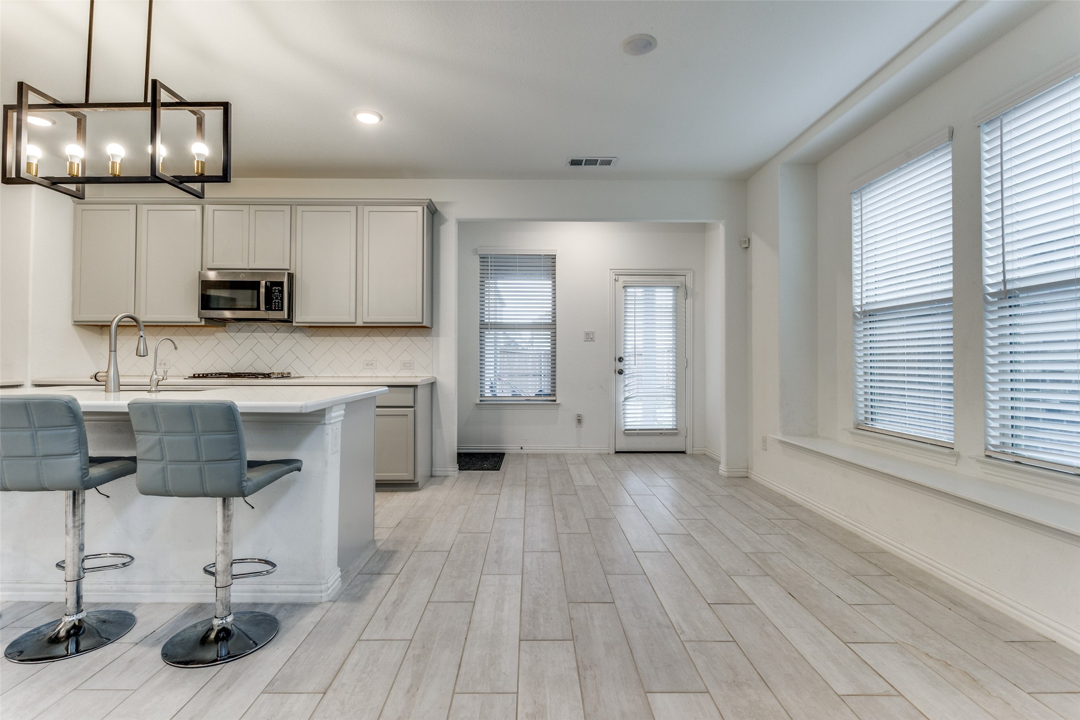 1417 Verbena Lane Garland TX 75042