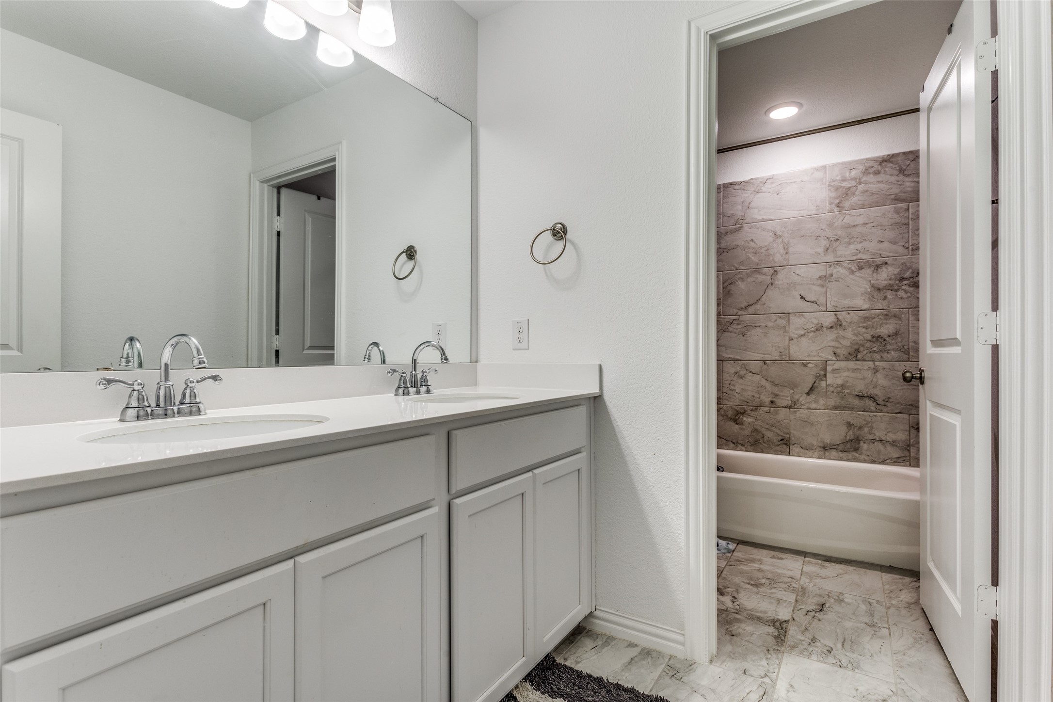 1417 Verbena Lane Garland TX 75042