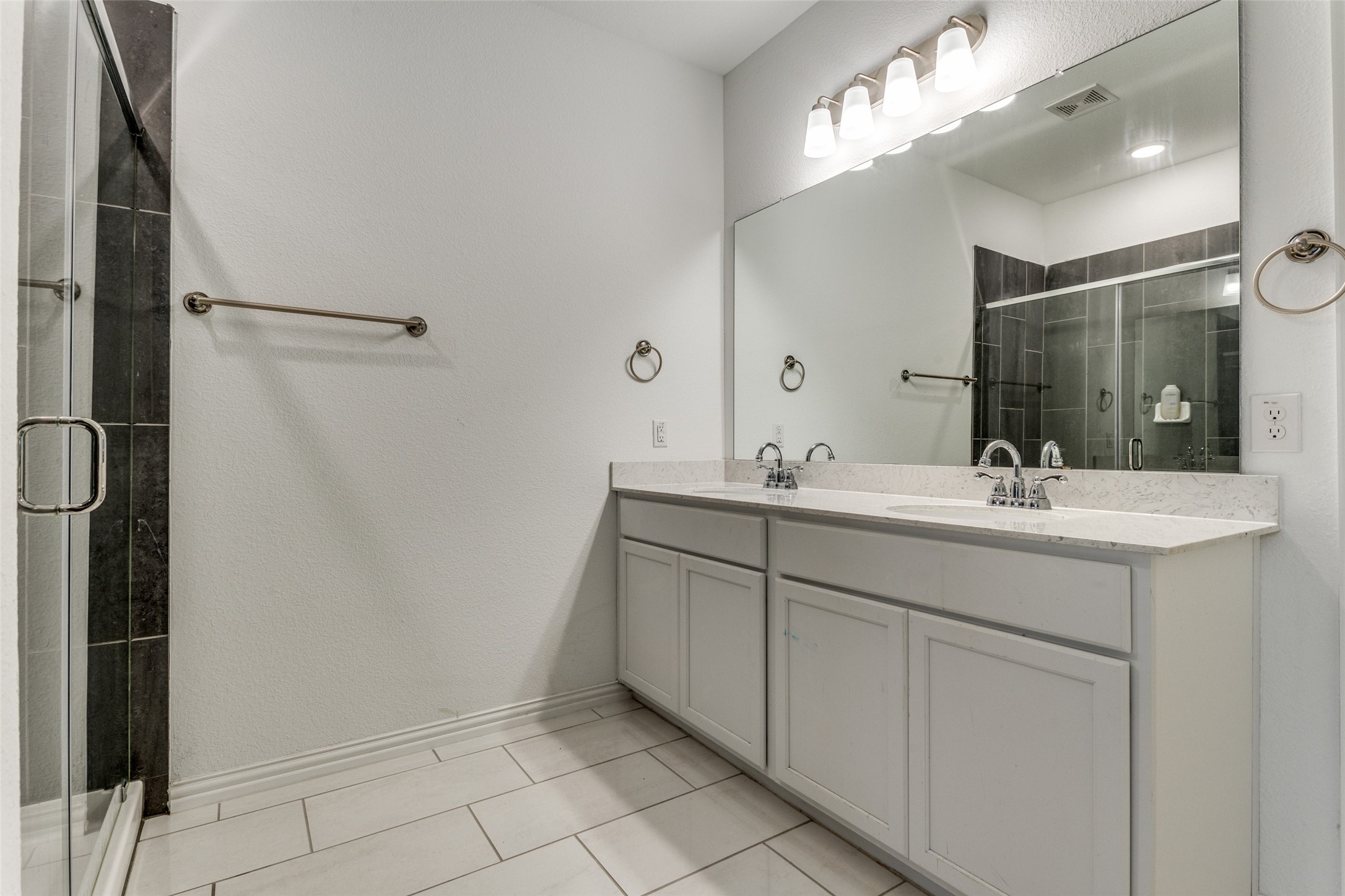 1417 Verbena Lane Garland TX 75042
