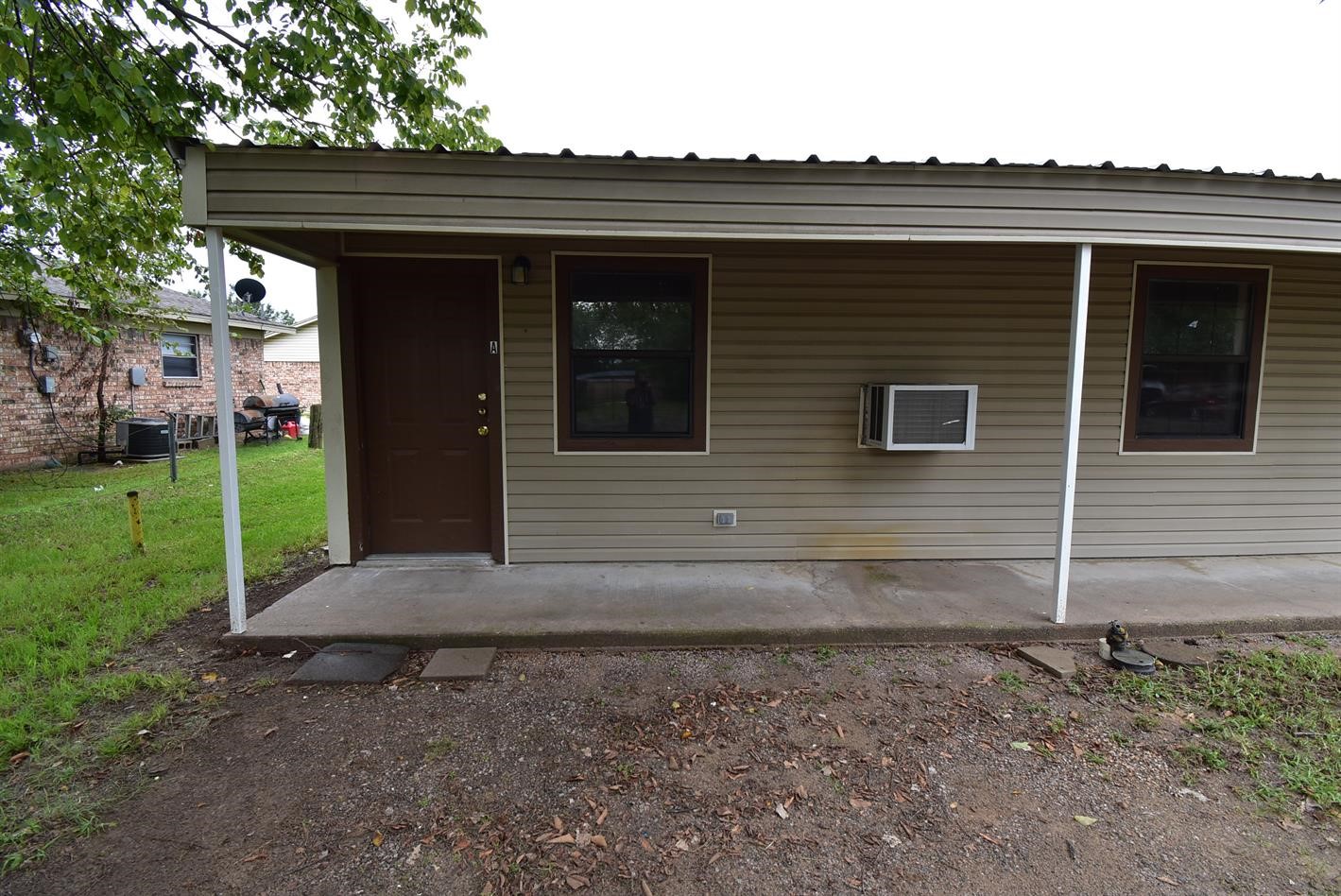606 N Main Street Collinsville TX 76233