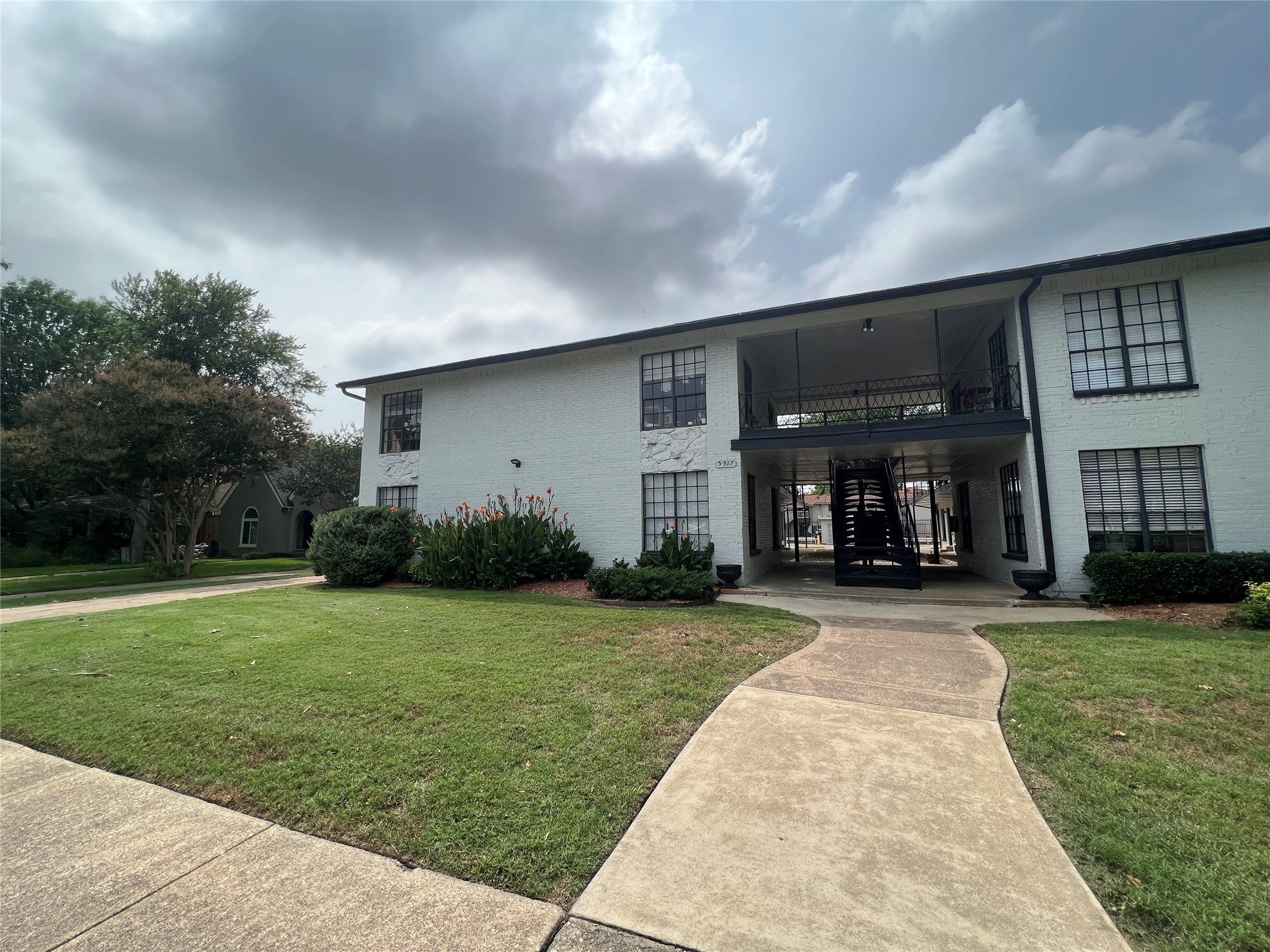 5317 Junius Street Dallas TX 75214