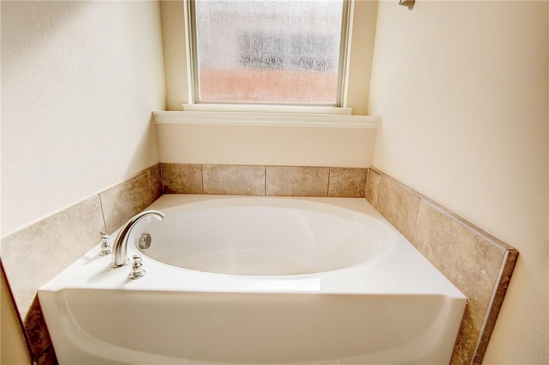 2100 Mcallister Princeton TX 75407