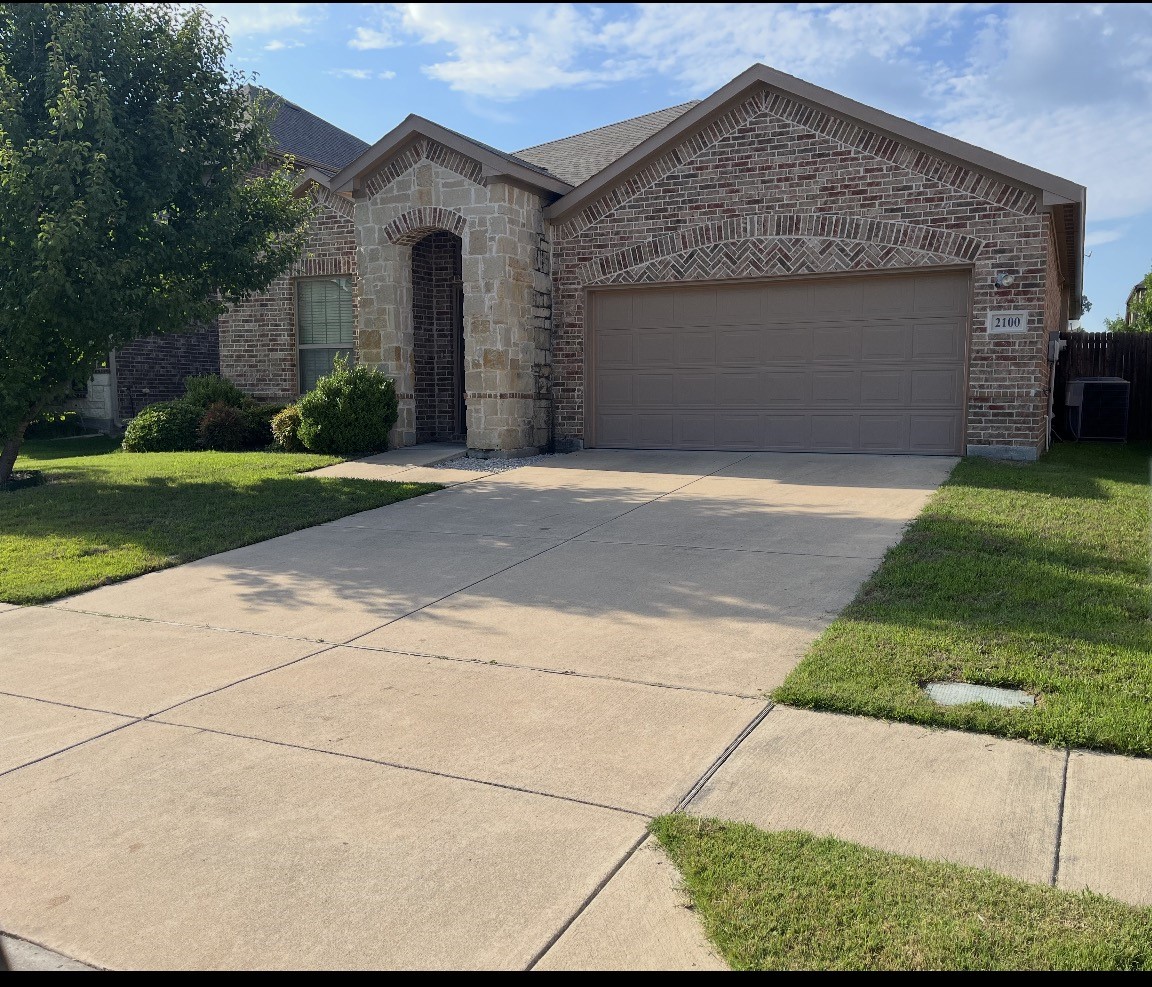 2100 Mcallister Princeton TX 75407