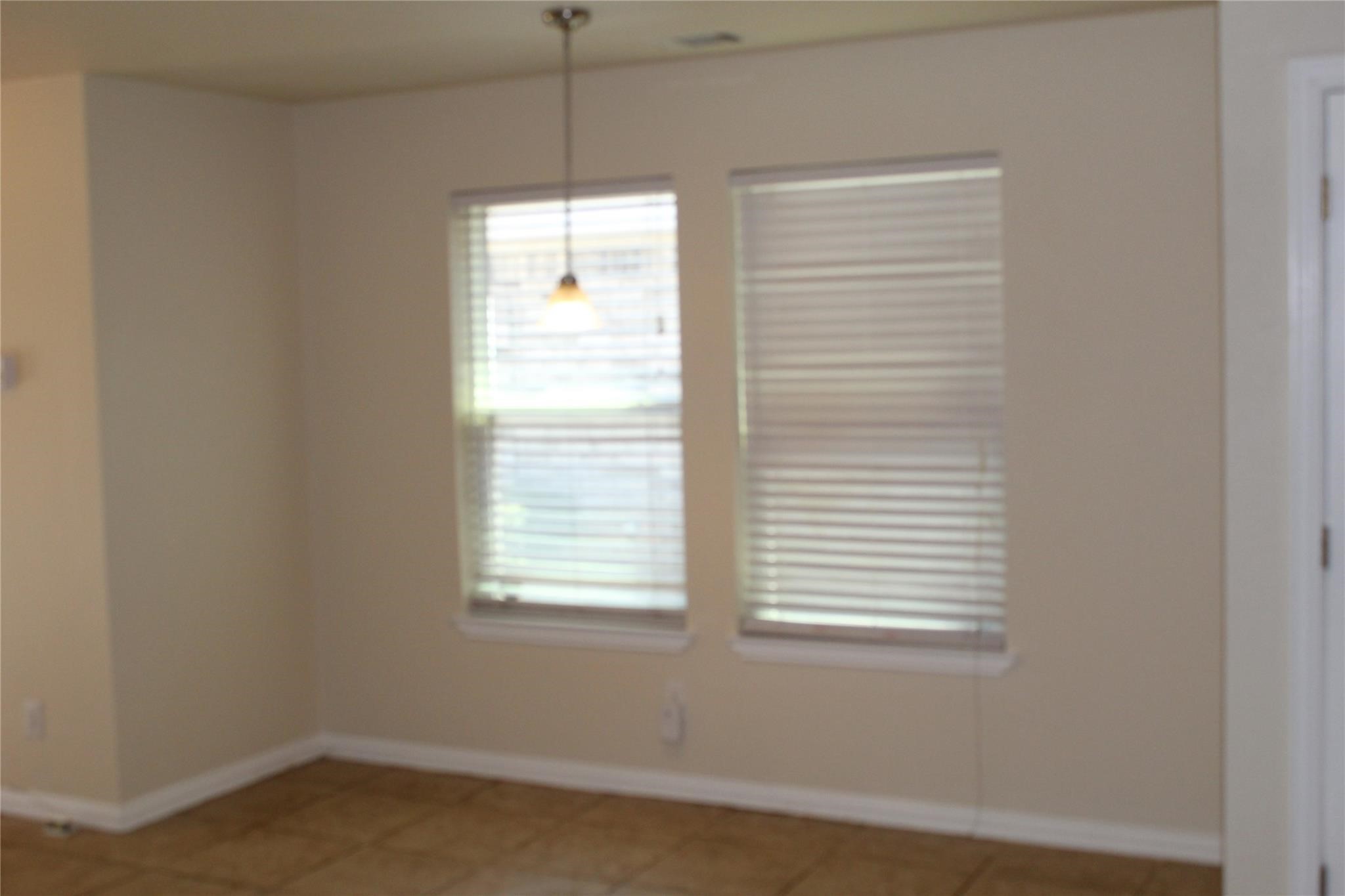 502 Bellevue Lane Arlington TX 76012