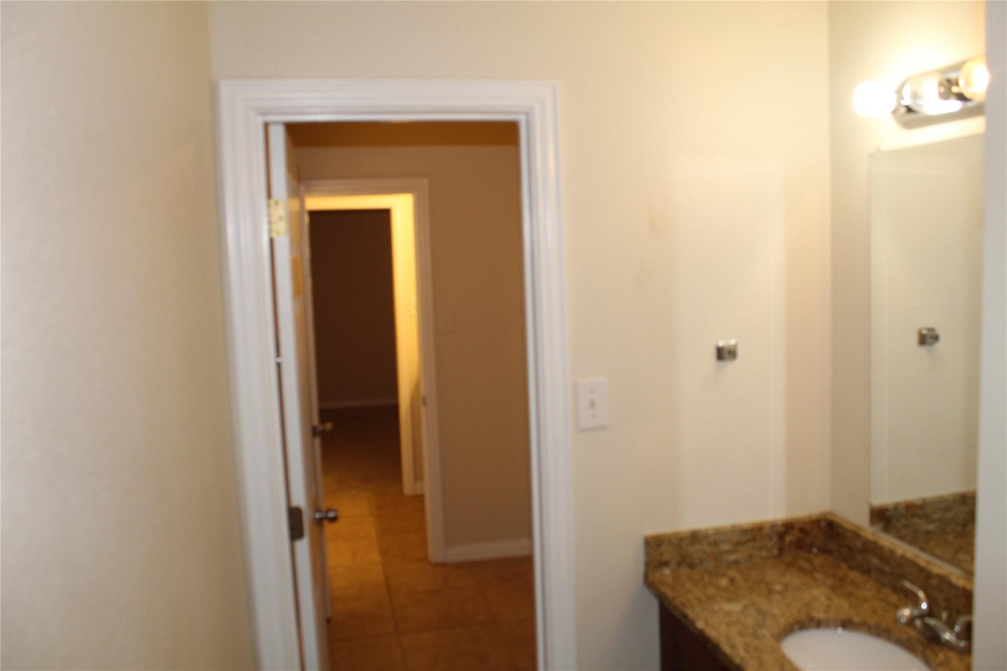 502 Bellevue Lane Arlington TX 76012