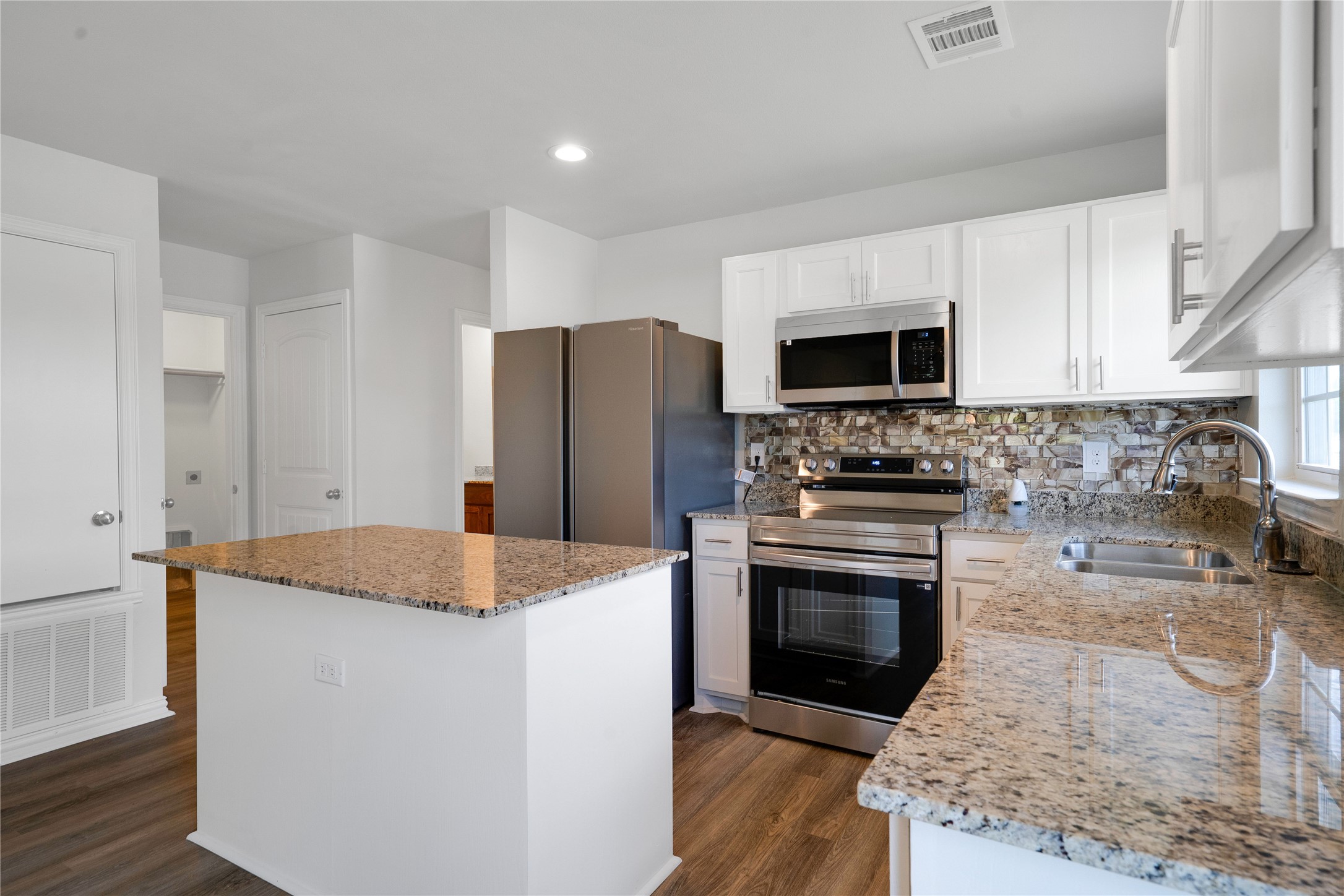 1739 Mcbroom Street Dallas TX 75212