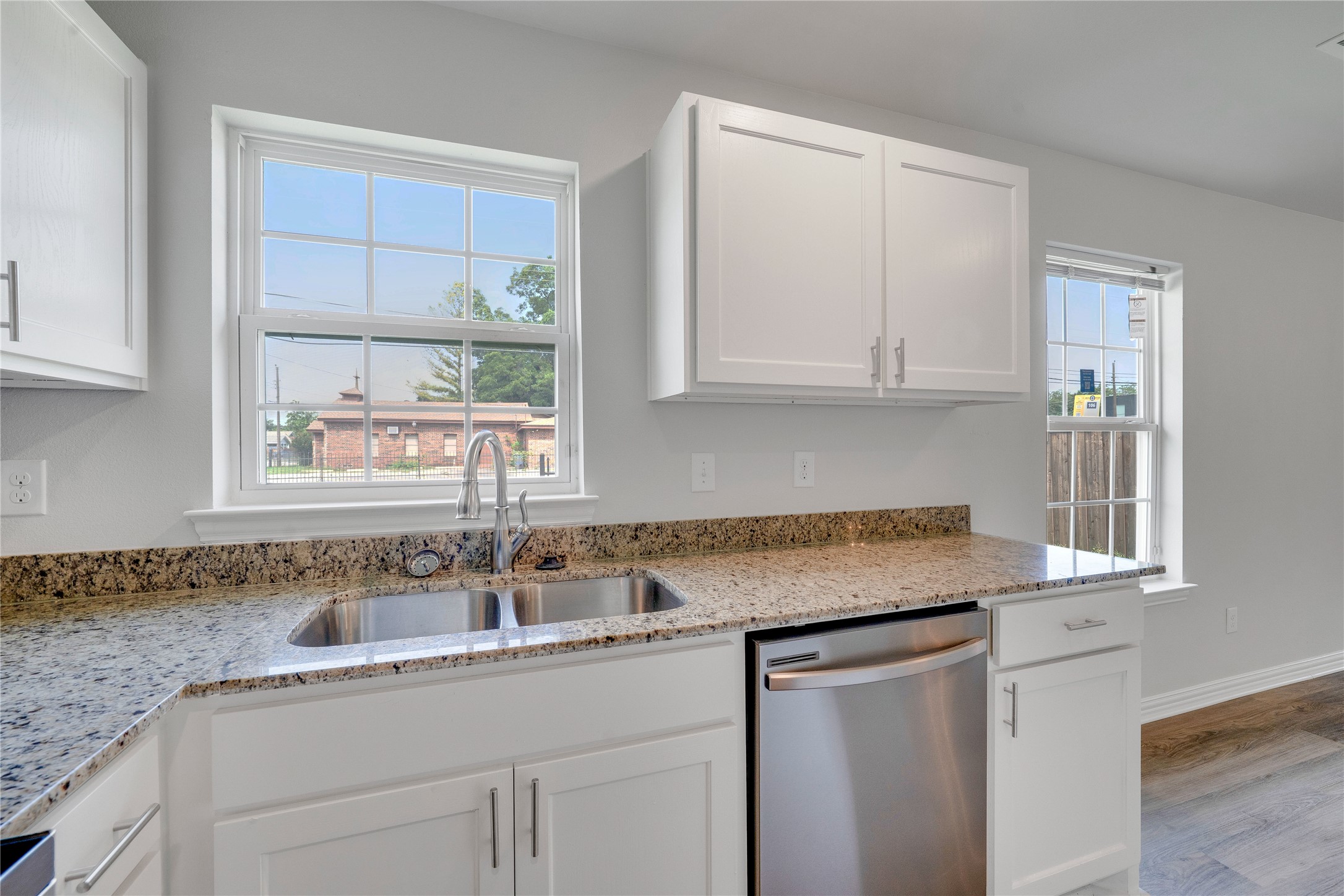 1739 Mcbroom Street Dallas TX 75212