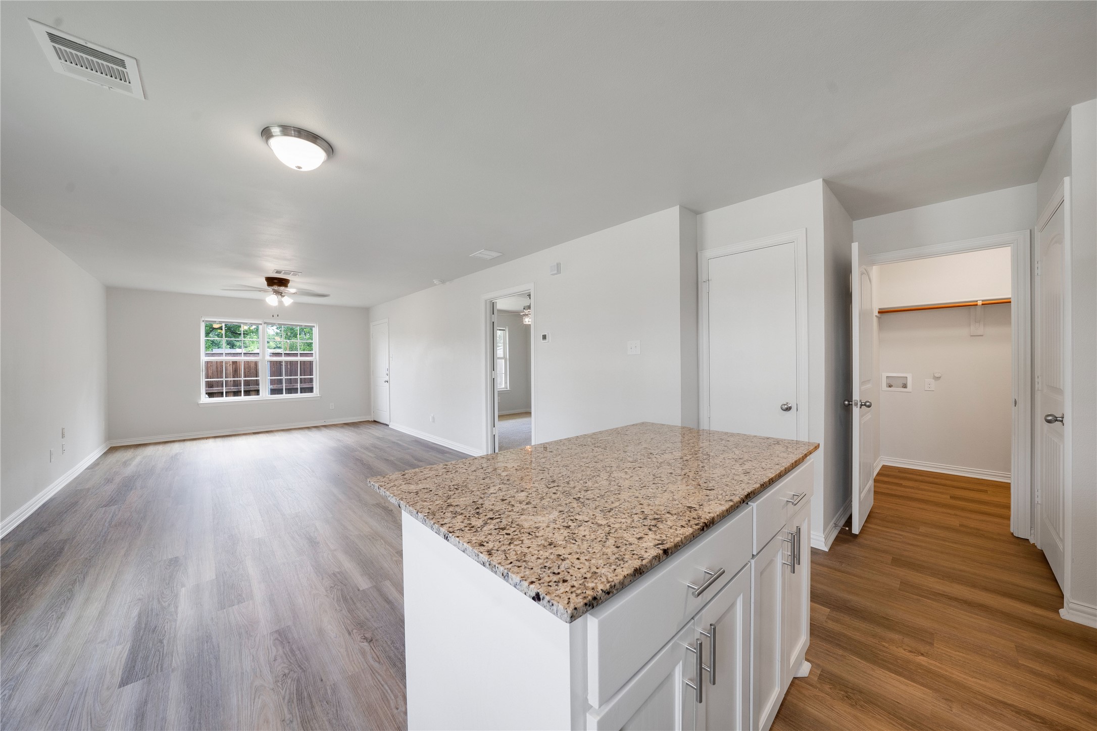 1739 Mcbroom Street Dallas TX 75212