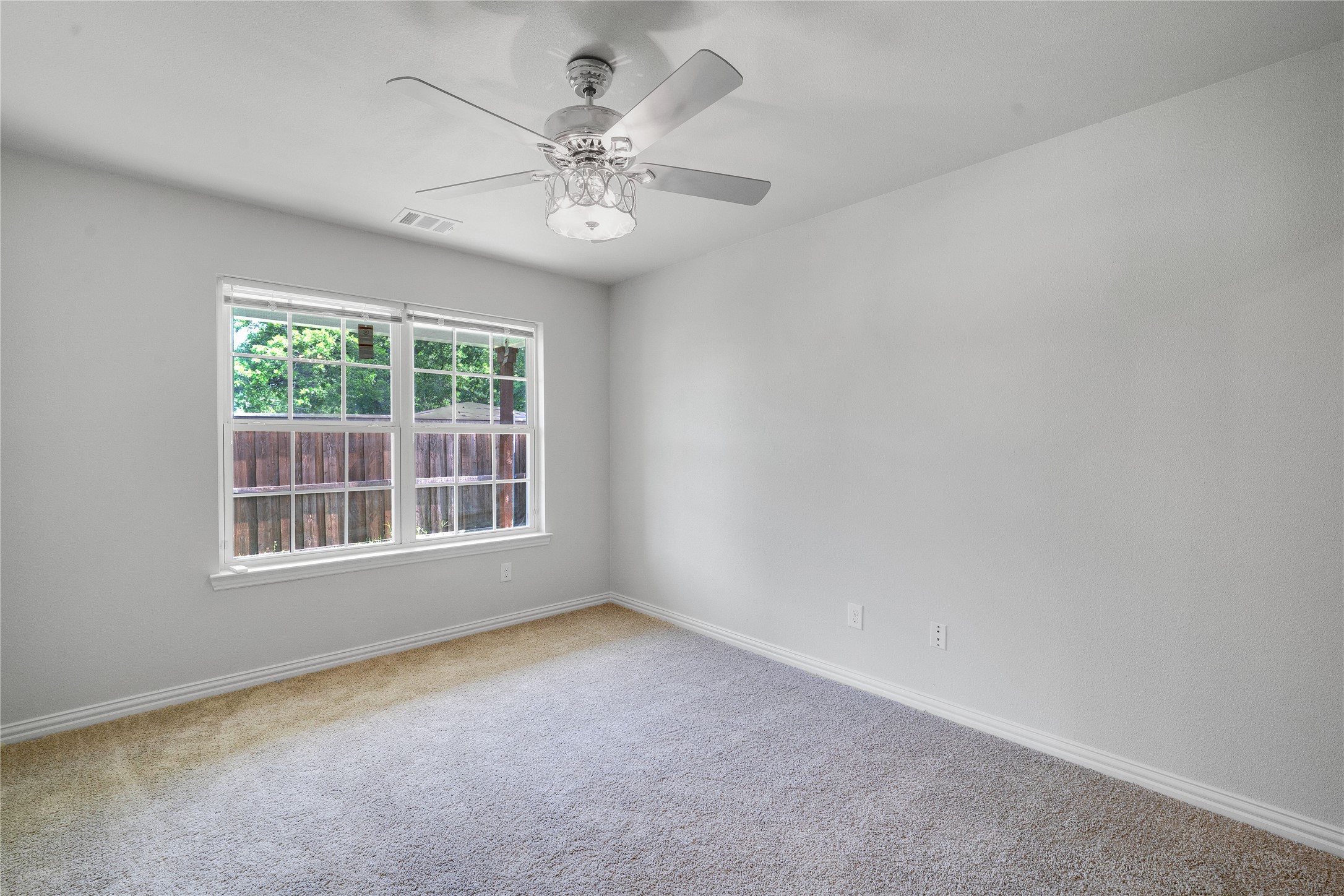 1739 Mcbroom Street Dallas TX 75212