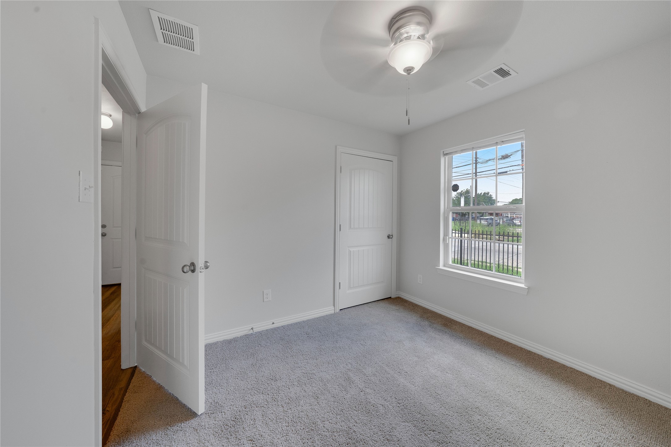 1739 Mcbroom Street Dallas TX 75212