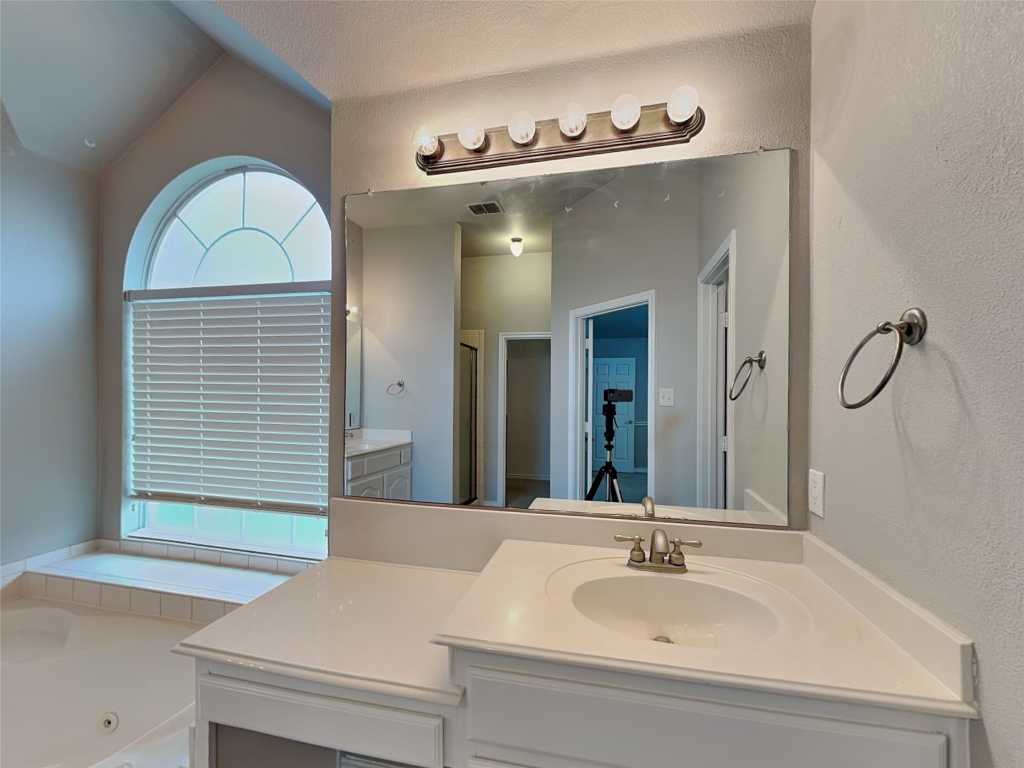 8713 Windblow Court Fort Worth TX 76123