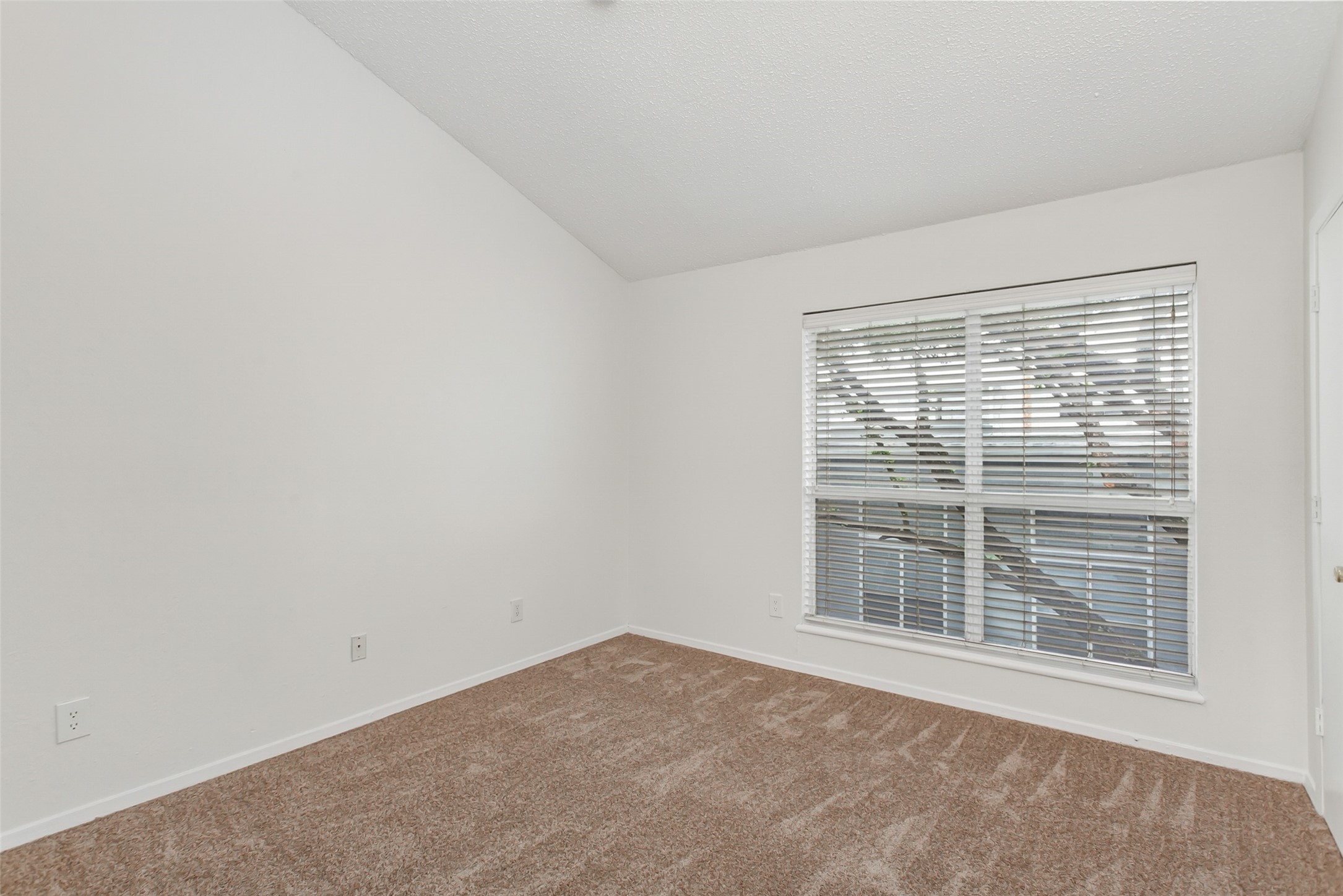 1901 N Fitzhugh Avenue Dallas TX 75204