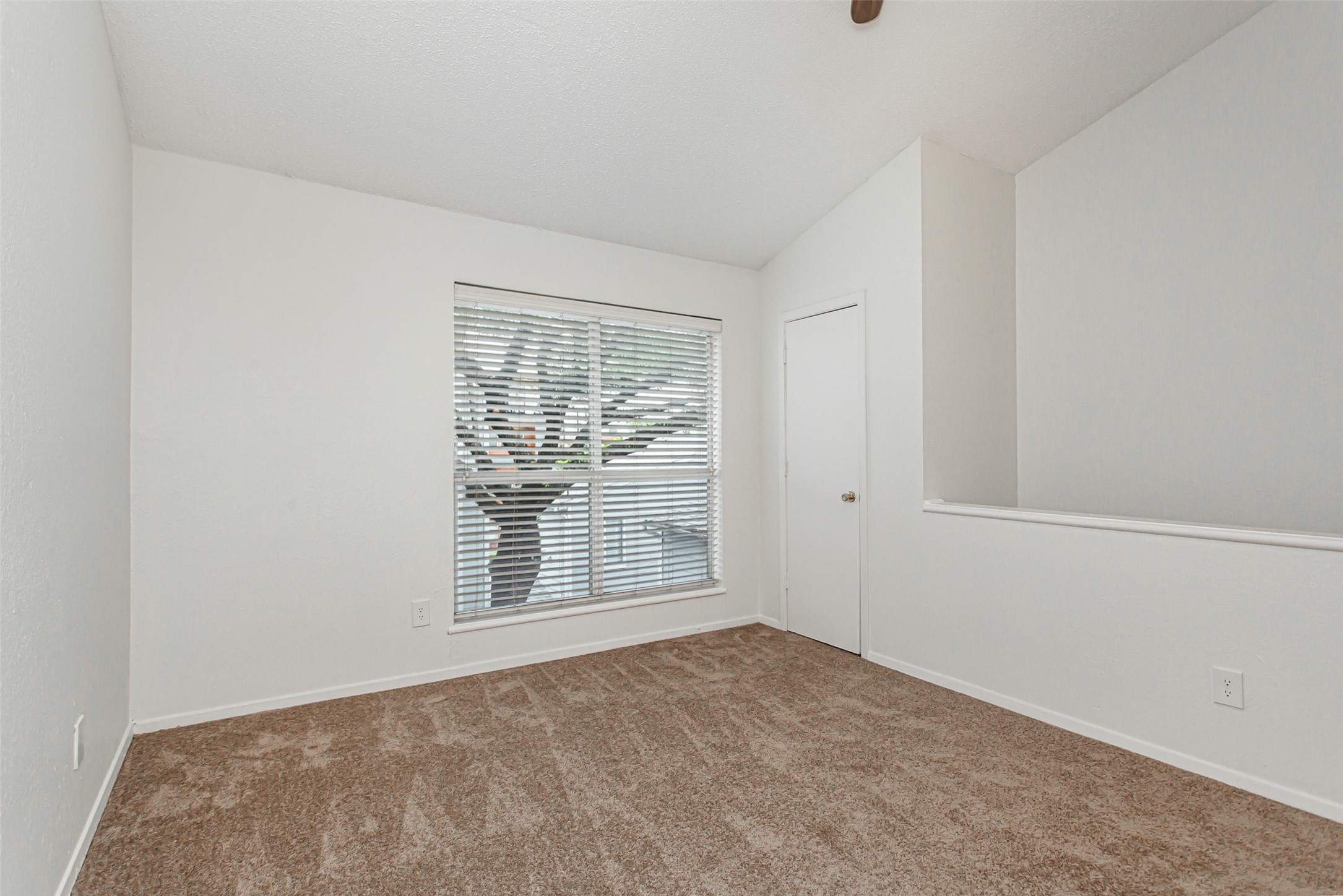 1901 N Fitzhugh Avenue Dallas TX 75204