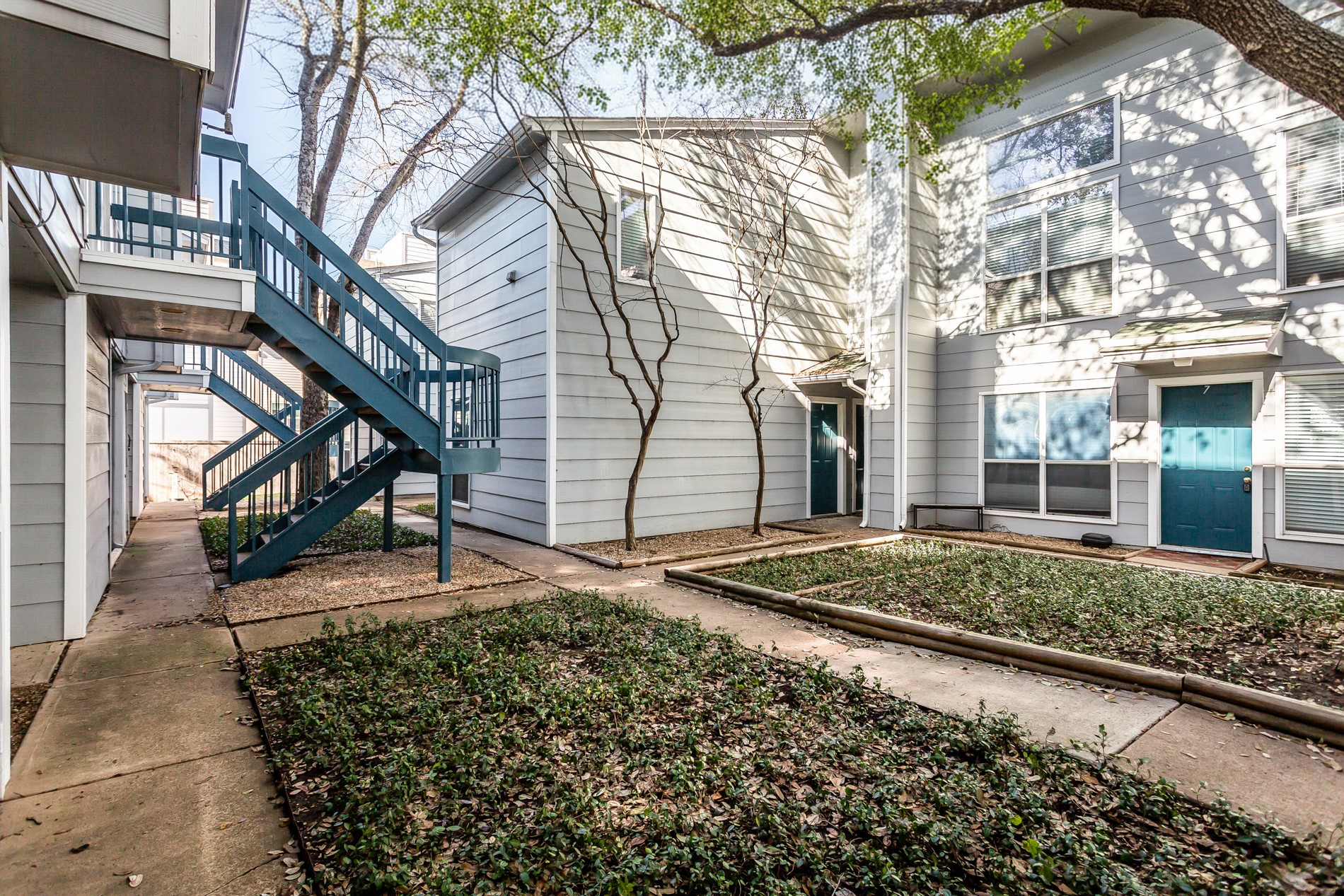 1901 N Fitzhugh Avenue Dallas TX 75204