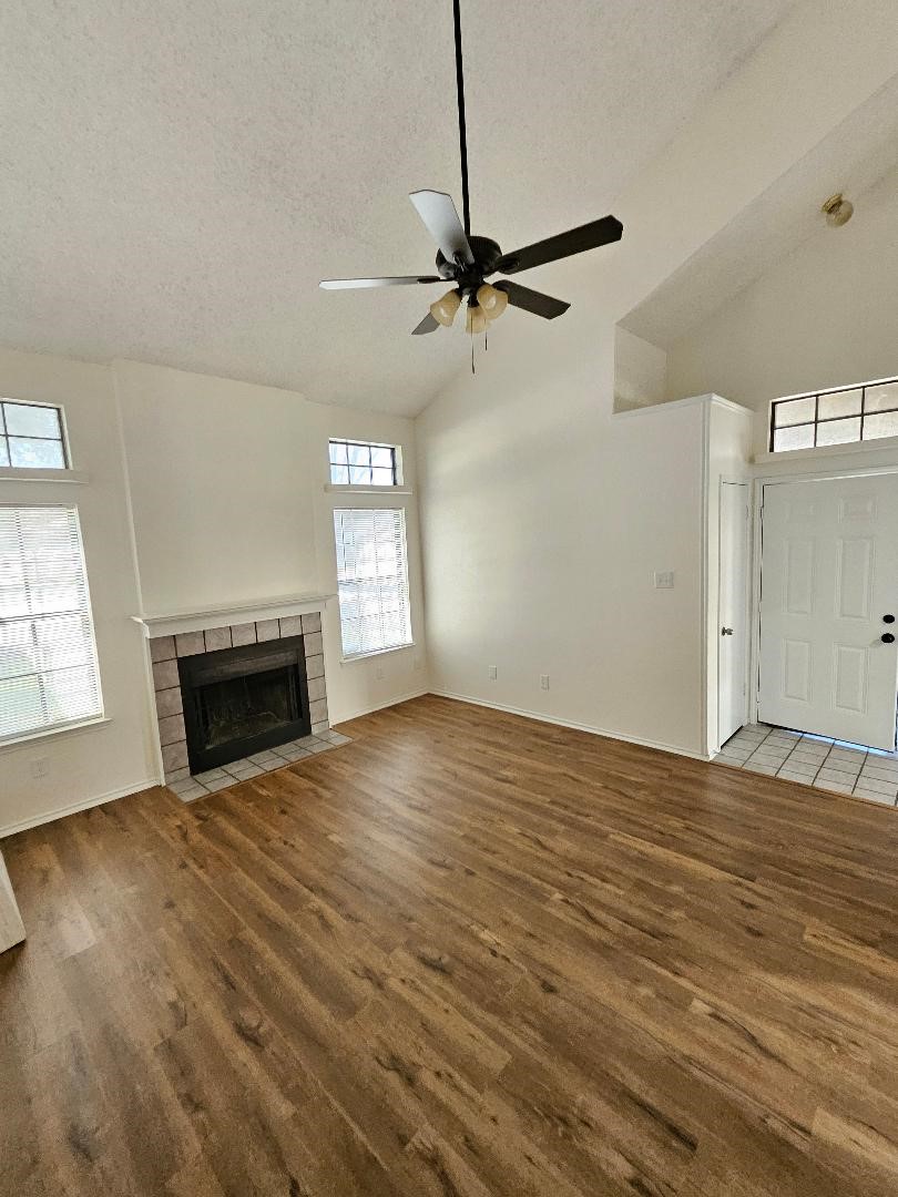 863 Valleybrooke Drive Arlington TX 76001
