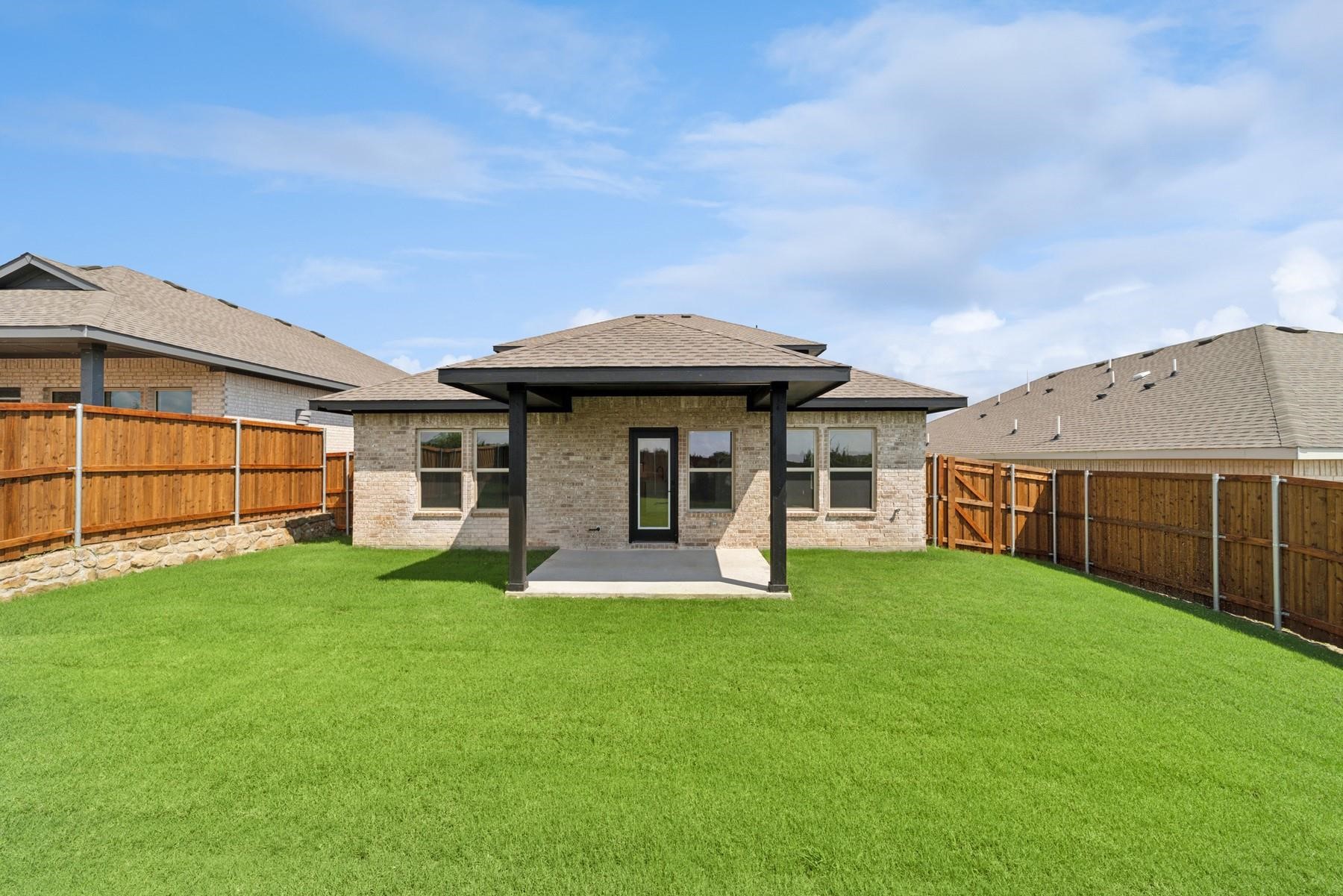 1221 James Street Howe TX 75459