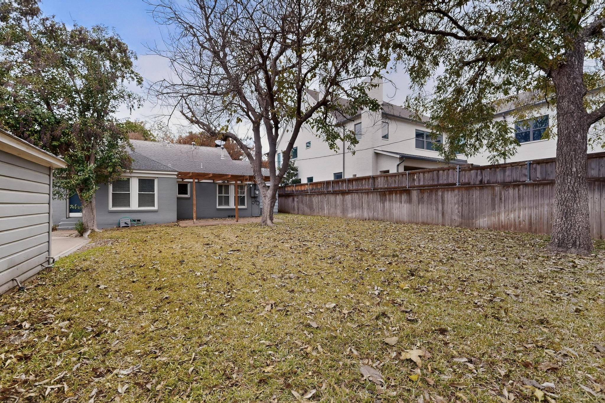 4810 Stanford Avenue Dallas TX 75209