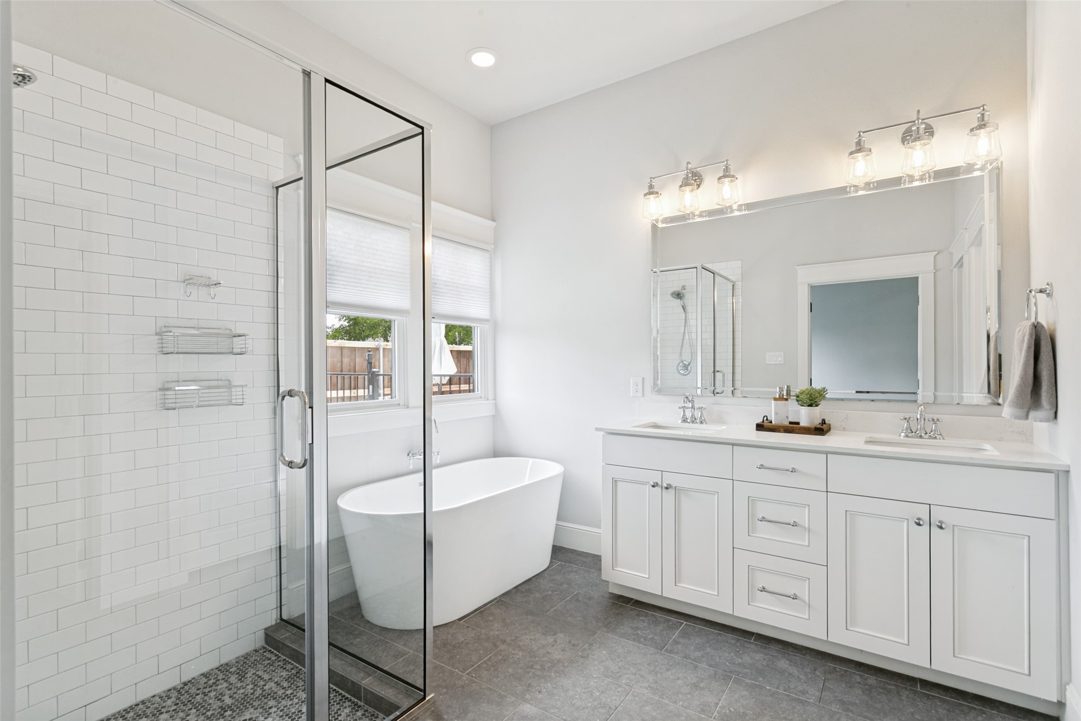 221 Austin Street Grapevine TX 76051