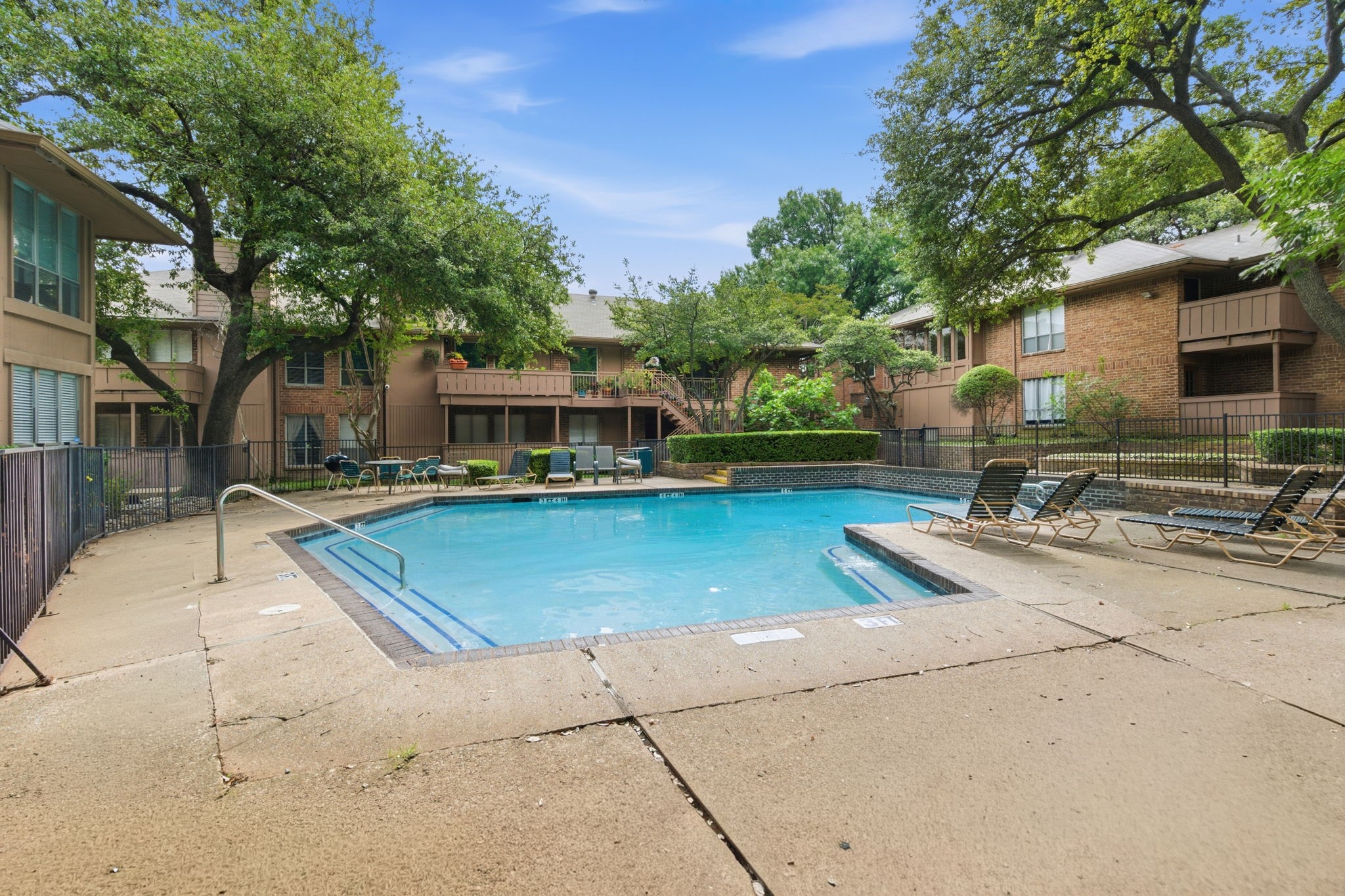 10566 High Hollows Drive Dallas TX 75230