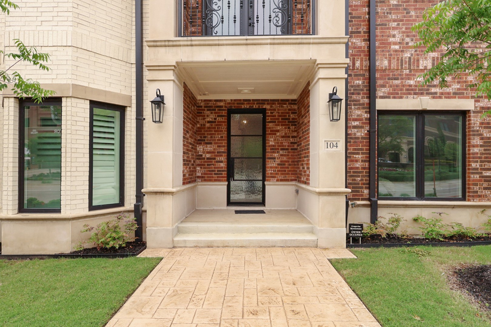 218 E Dallas Road Grapevine TX 76051