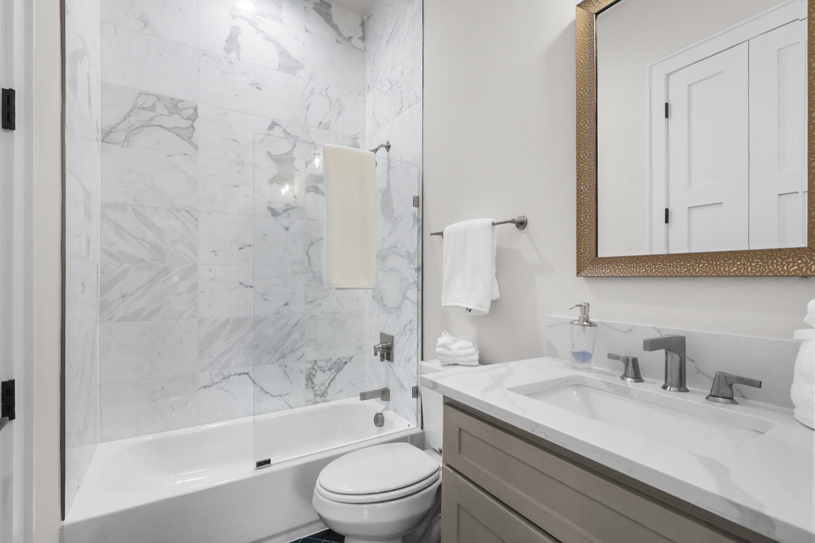 218 E Dallas Road Grapevine TX 76051