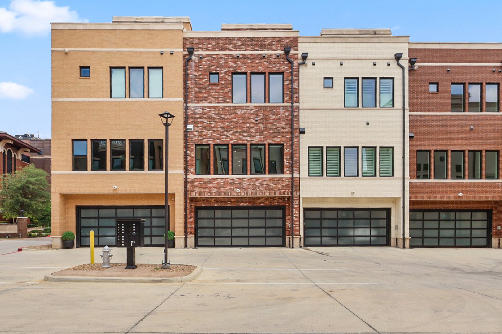 218 E Dallas Road Grapevine TX 76051