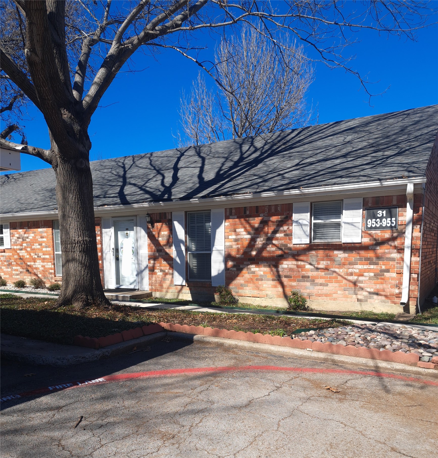 955 Roaring Springs Road Fort Worth TX 76114