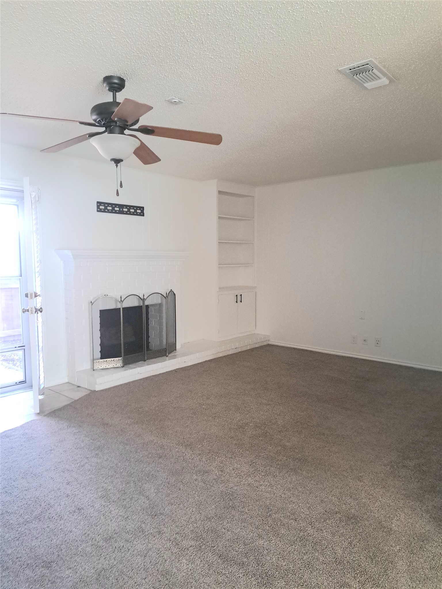 955 Roaring Springs Road Fort Worth TX 76114