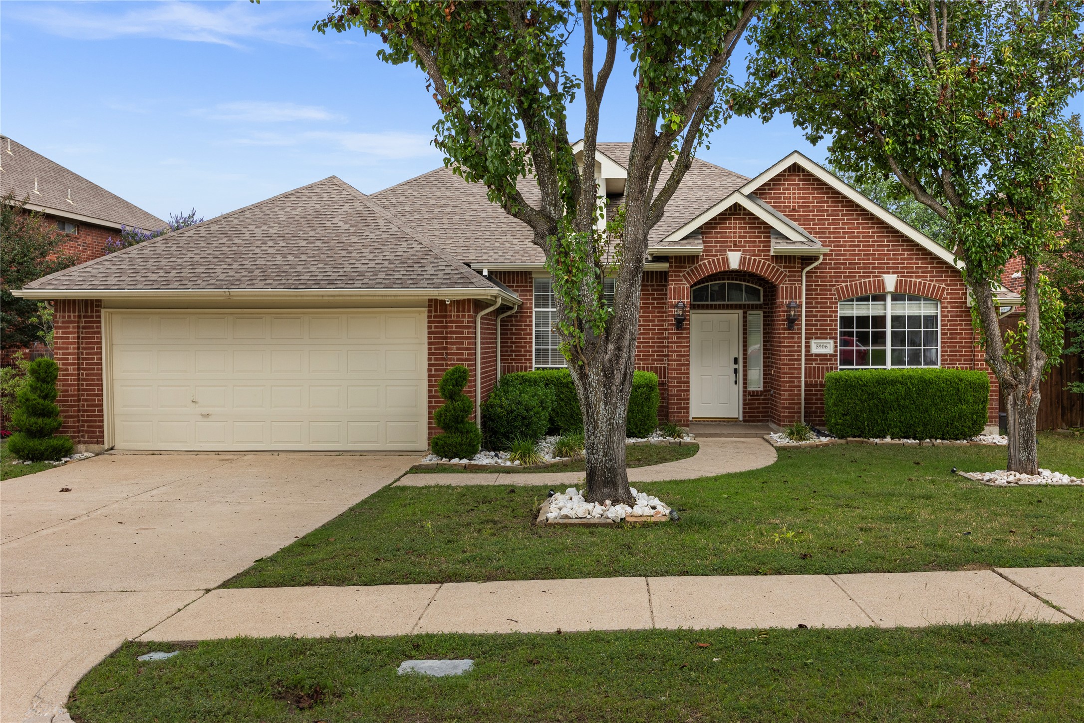 5906 Independence Court Rowlett TX 75089