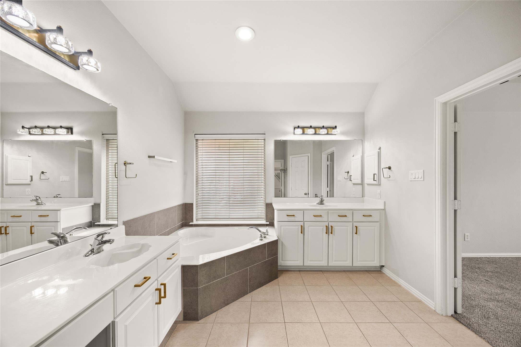 5906 Independence Court Rowlett TX 75089